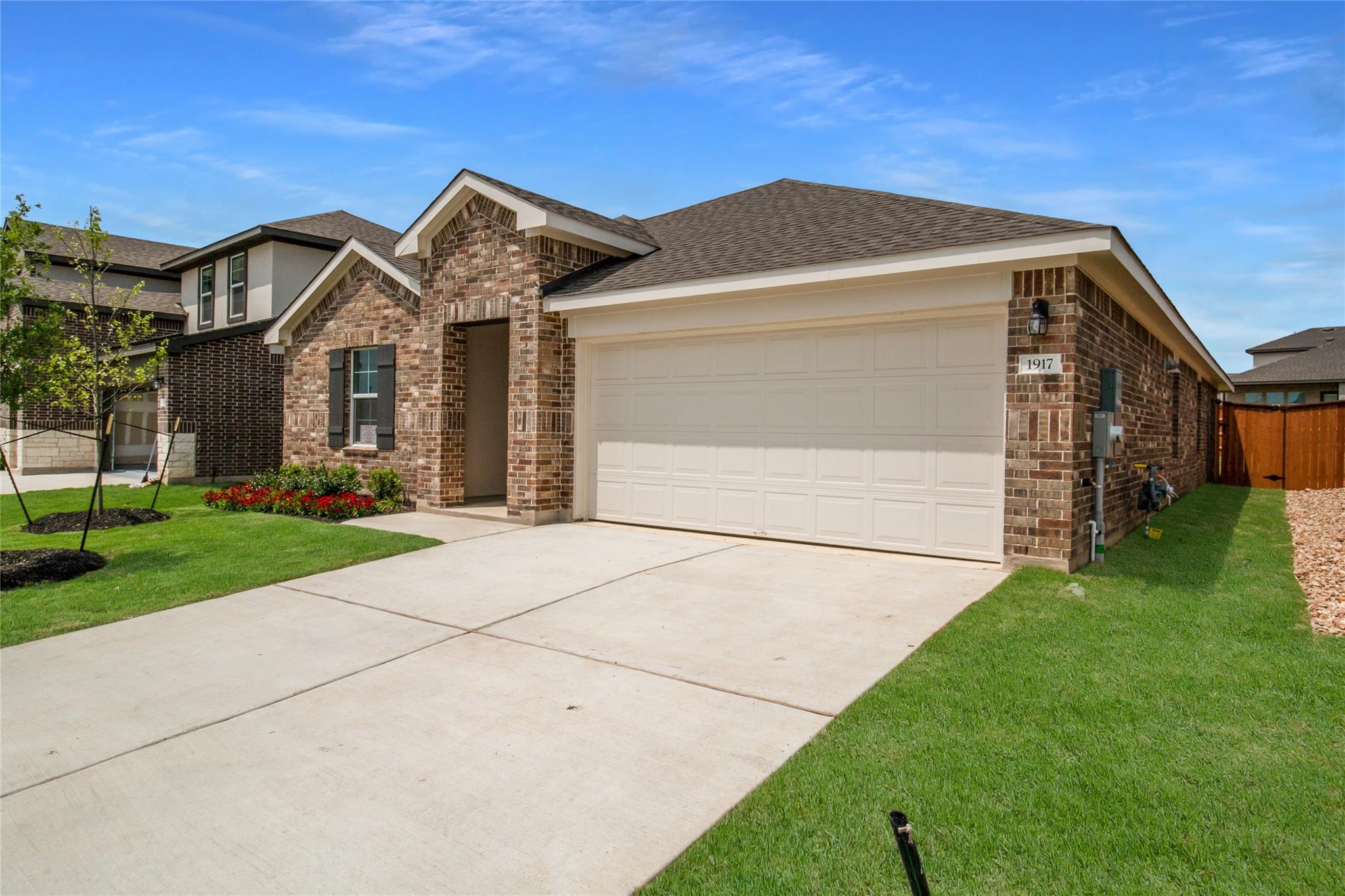 1932 Bandito Bluff Pass, Leander, TX 78641