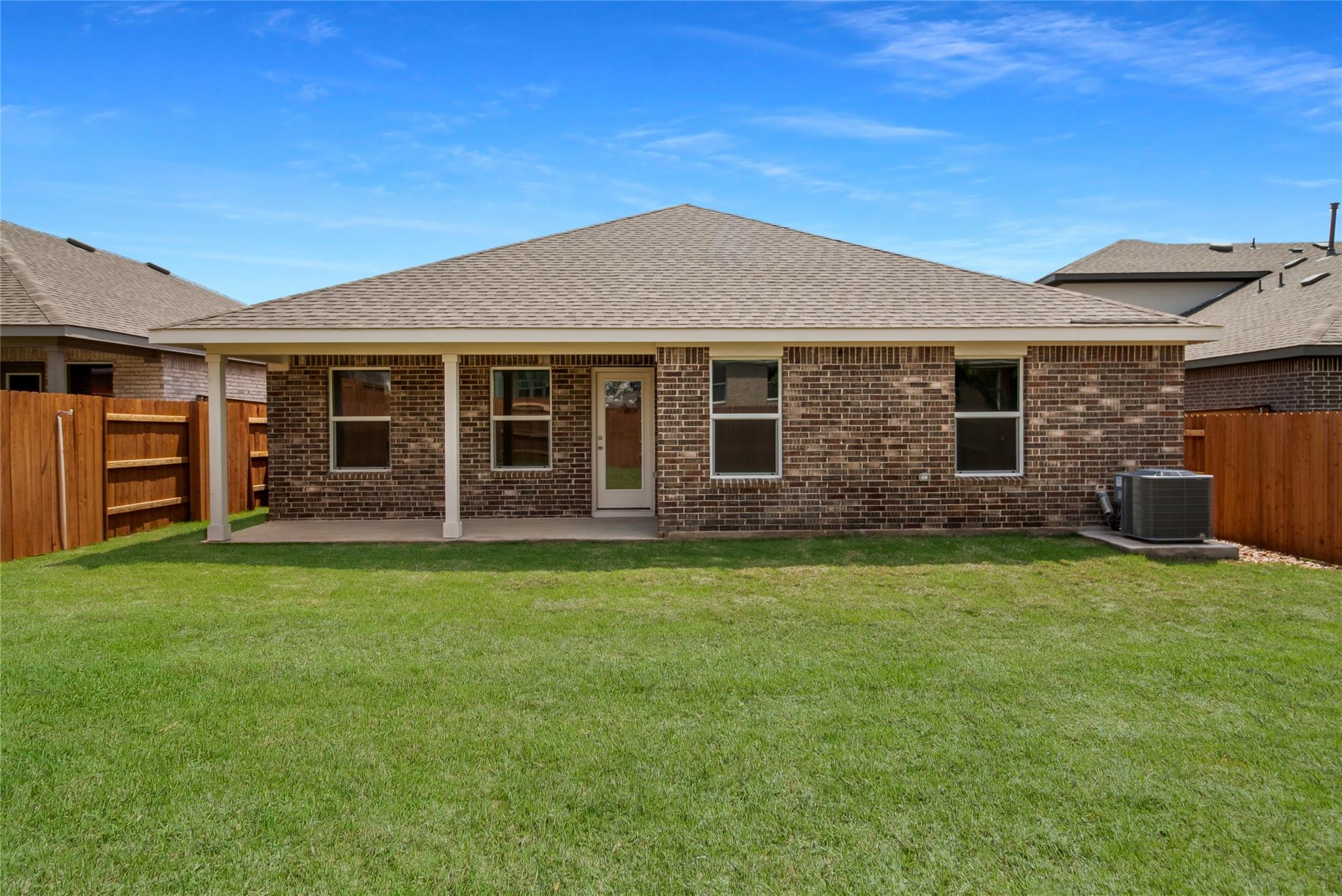 1932 Bandito Bluff Pass, Leander, TX 78641