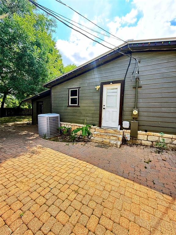 11809 Garden Gate Dr, Austin, TX 78725