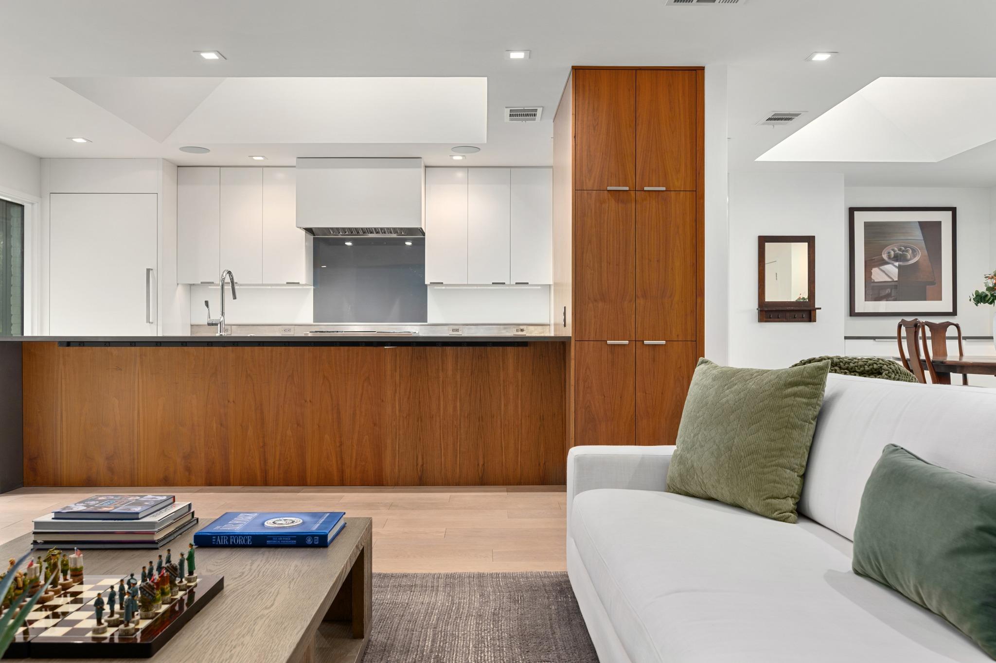 403 Brookhaven Trl, Austin, TX 78746