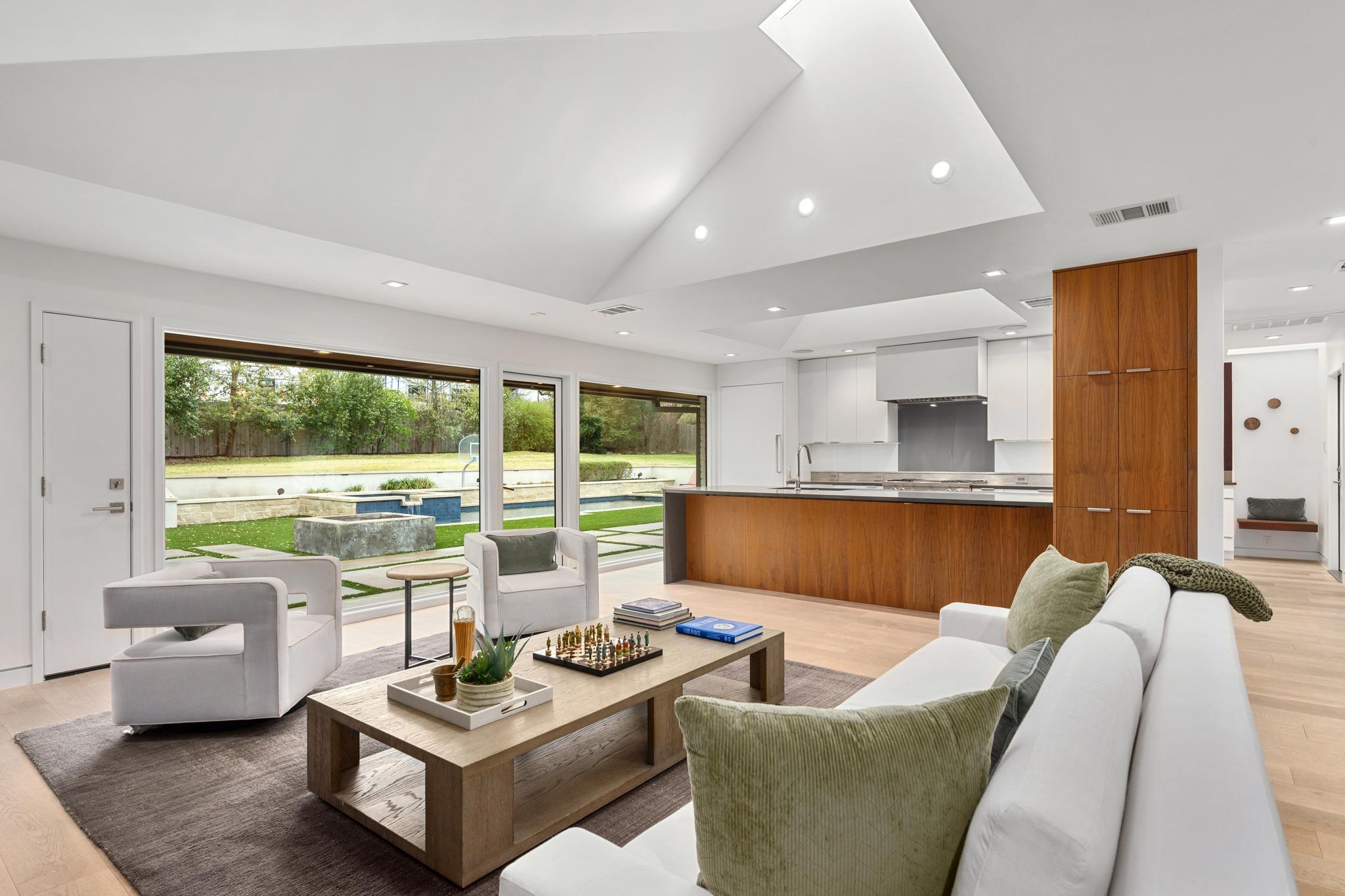 403 Brookhaven Trl, Austin, TX 78746