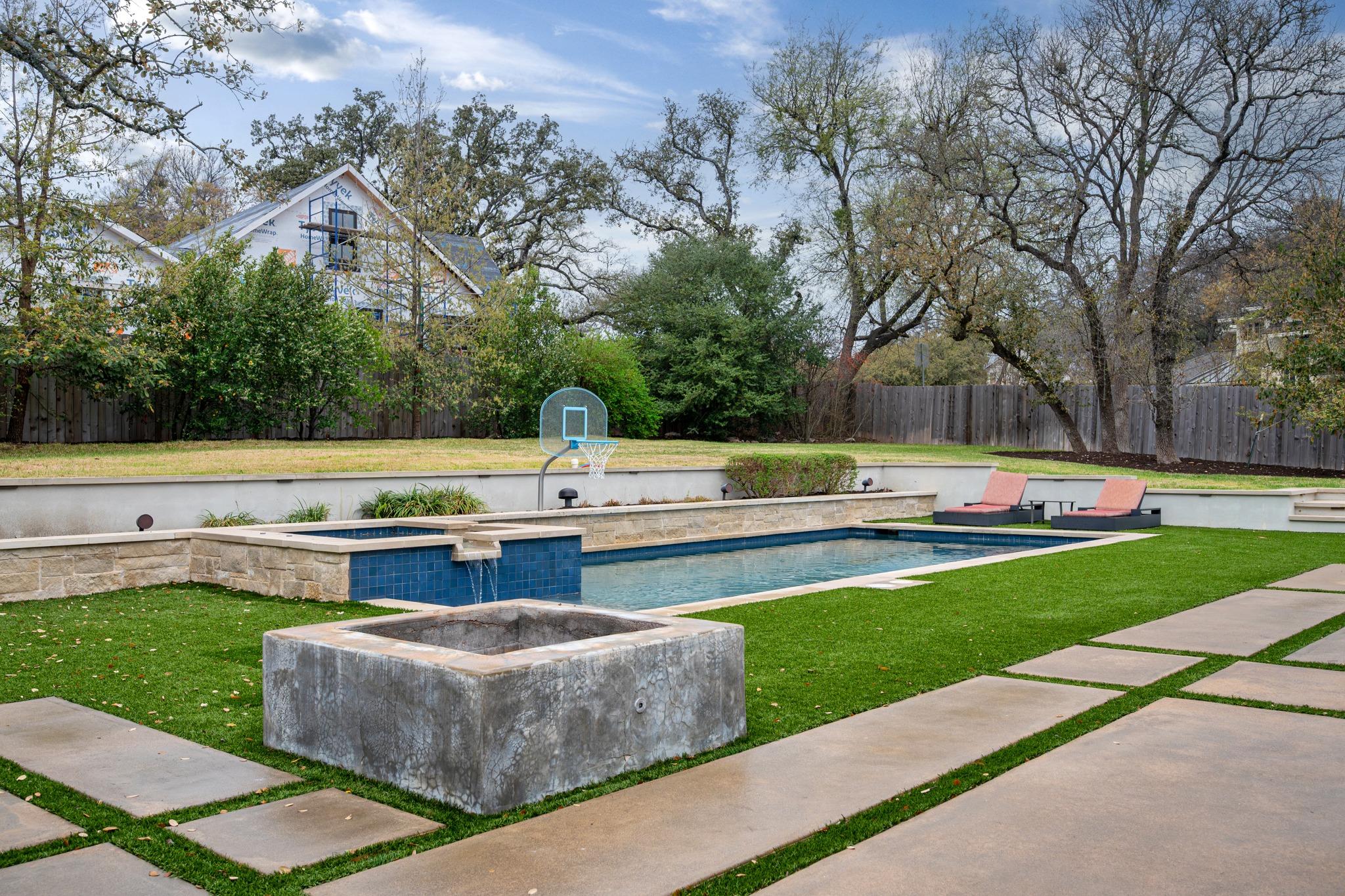 403 Brookhaven Trl, Austin, TX 78746