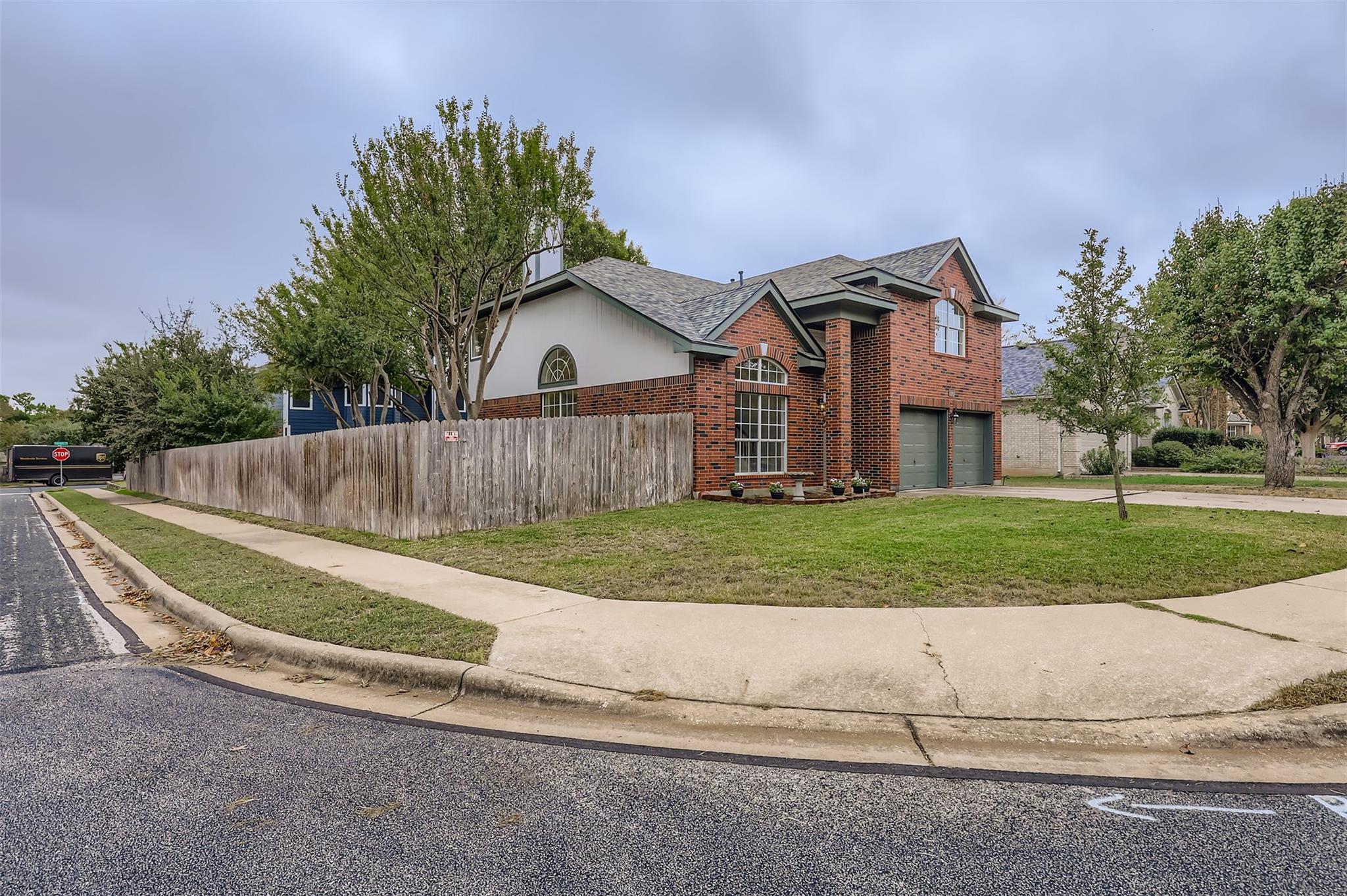 16901 Tomcat Dr, Round Rock, TX 78681