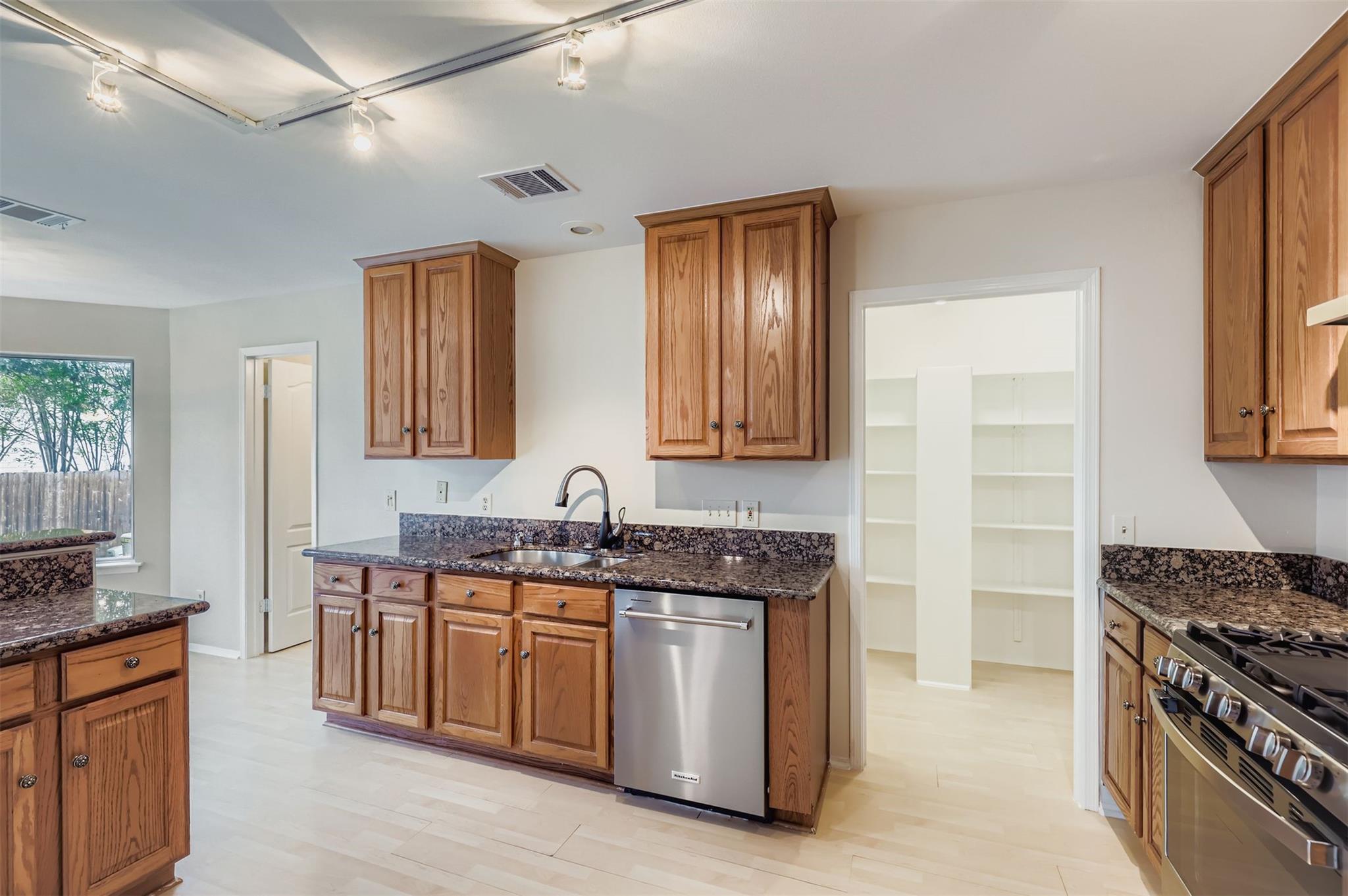 16901 Tomcat Dr, Round Rock, TX 78681