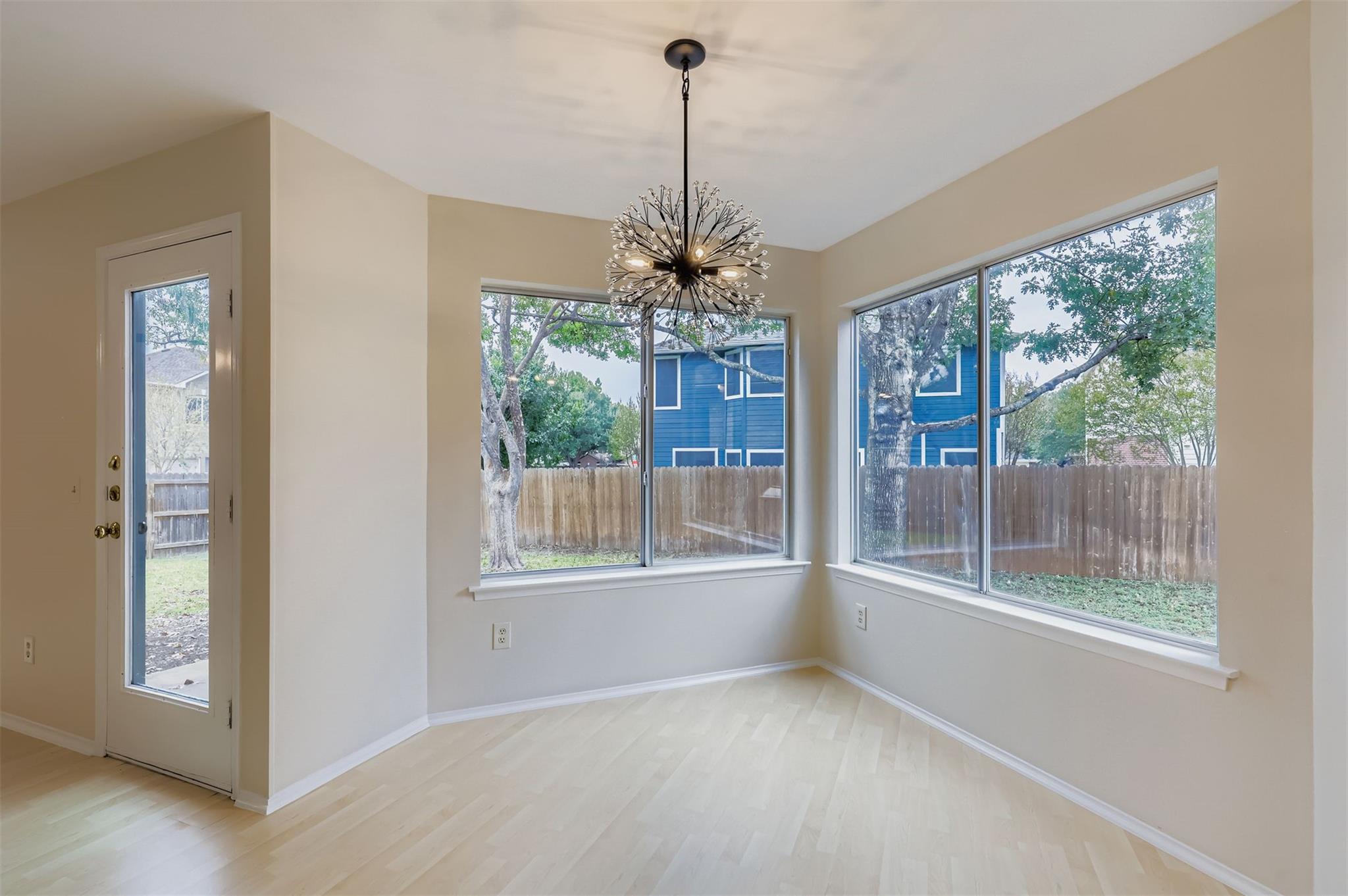 16901 Tomcat Dr, Round Rock, TX 78681