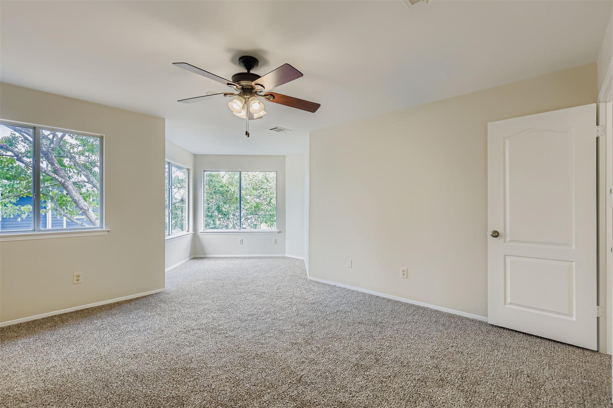 16901 Tomcat Dr, Round Rock, TX 78681