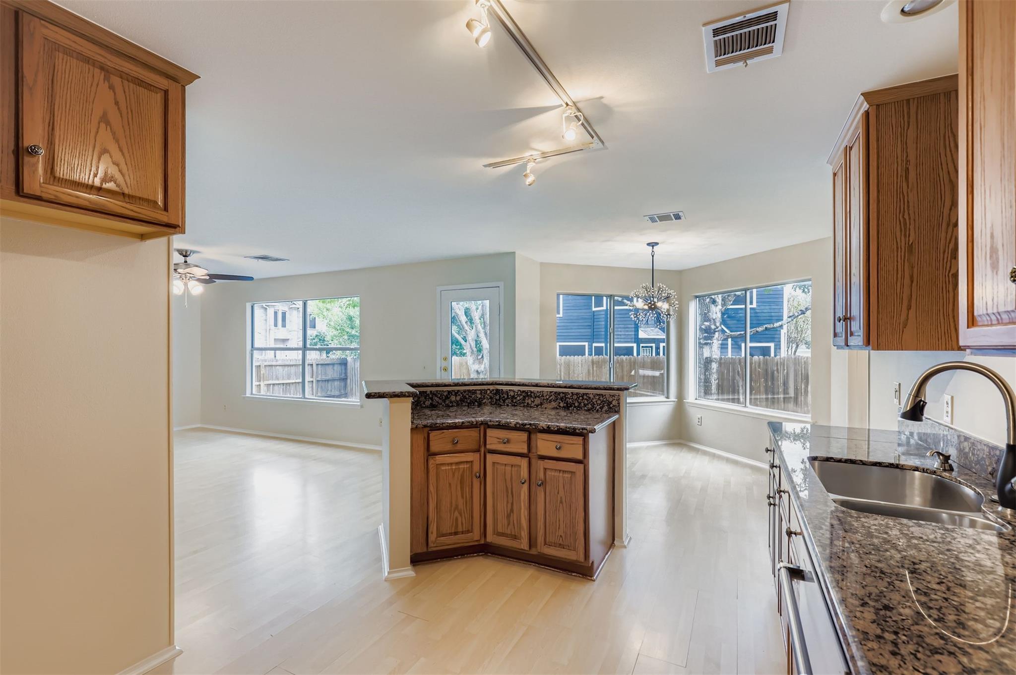 16901 Tomcat Dr, Round Rock, TX 78681