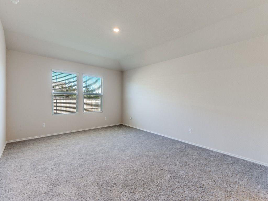 114 Isaac Millsaps Trl, Bastrop, TX 78602