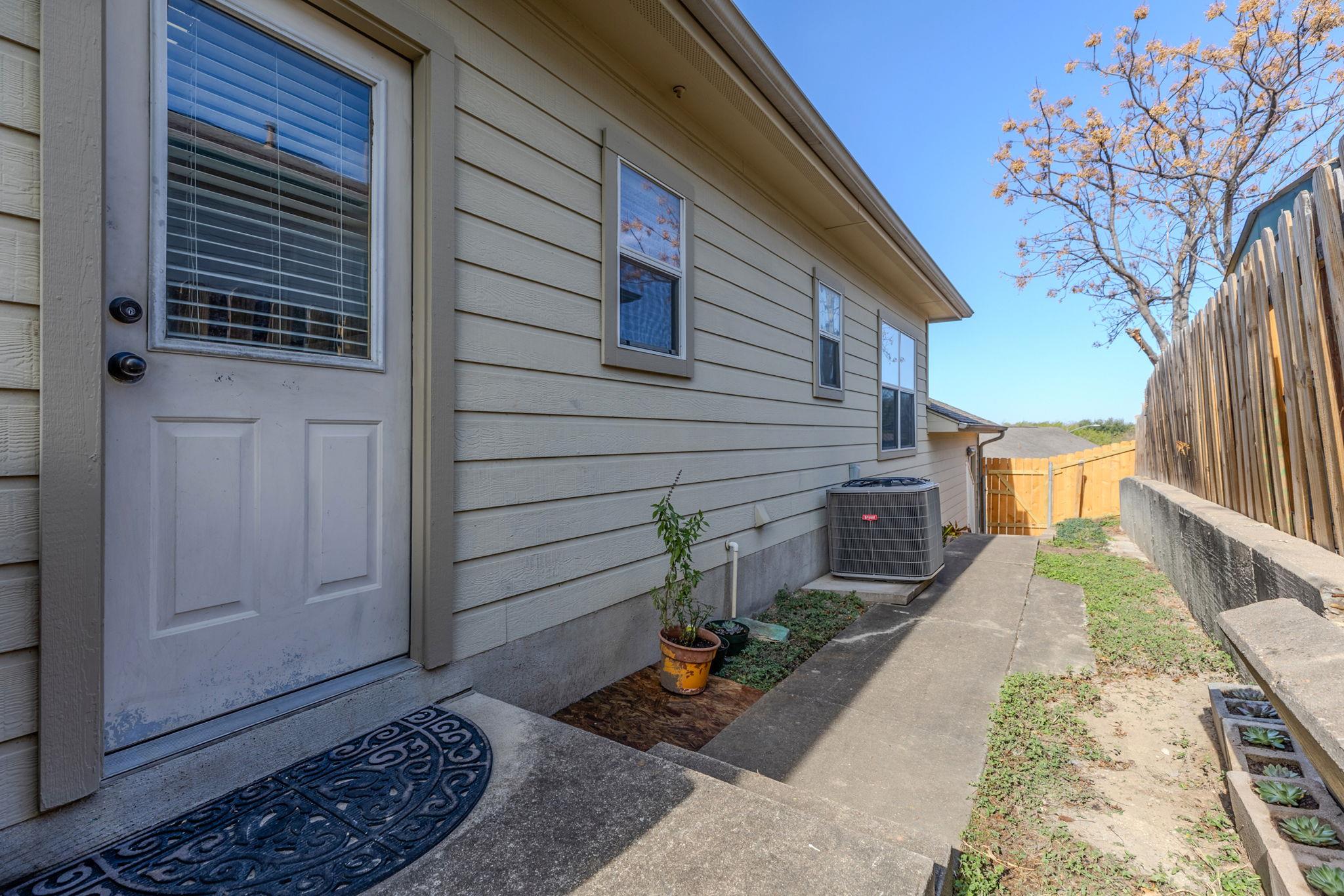 5740 Alsace Trl, Austin, TX 78724
