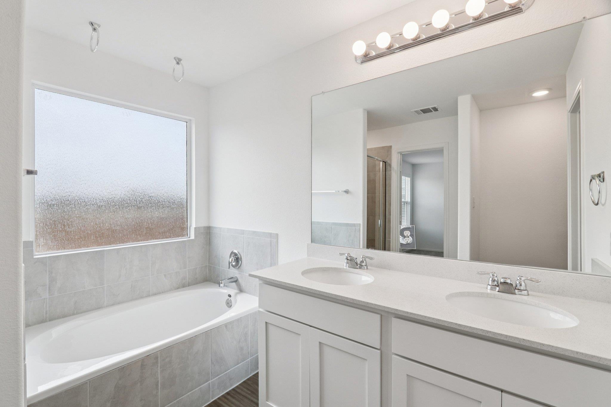 240 Line Of Fire Way, Jarrell, TX 76537