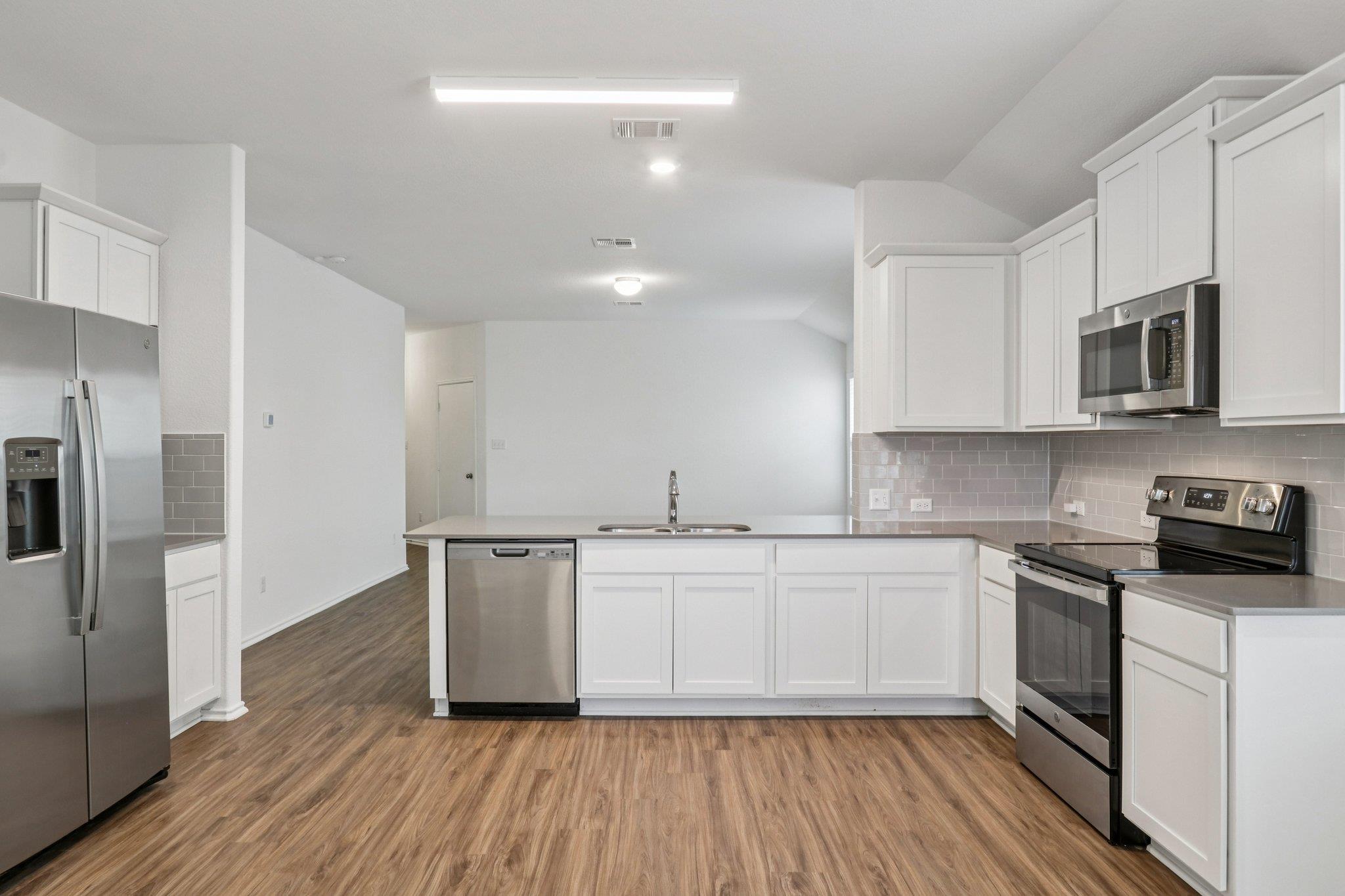 240 Line Of Fire Way, Jarrell, TX 76537