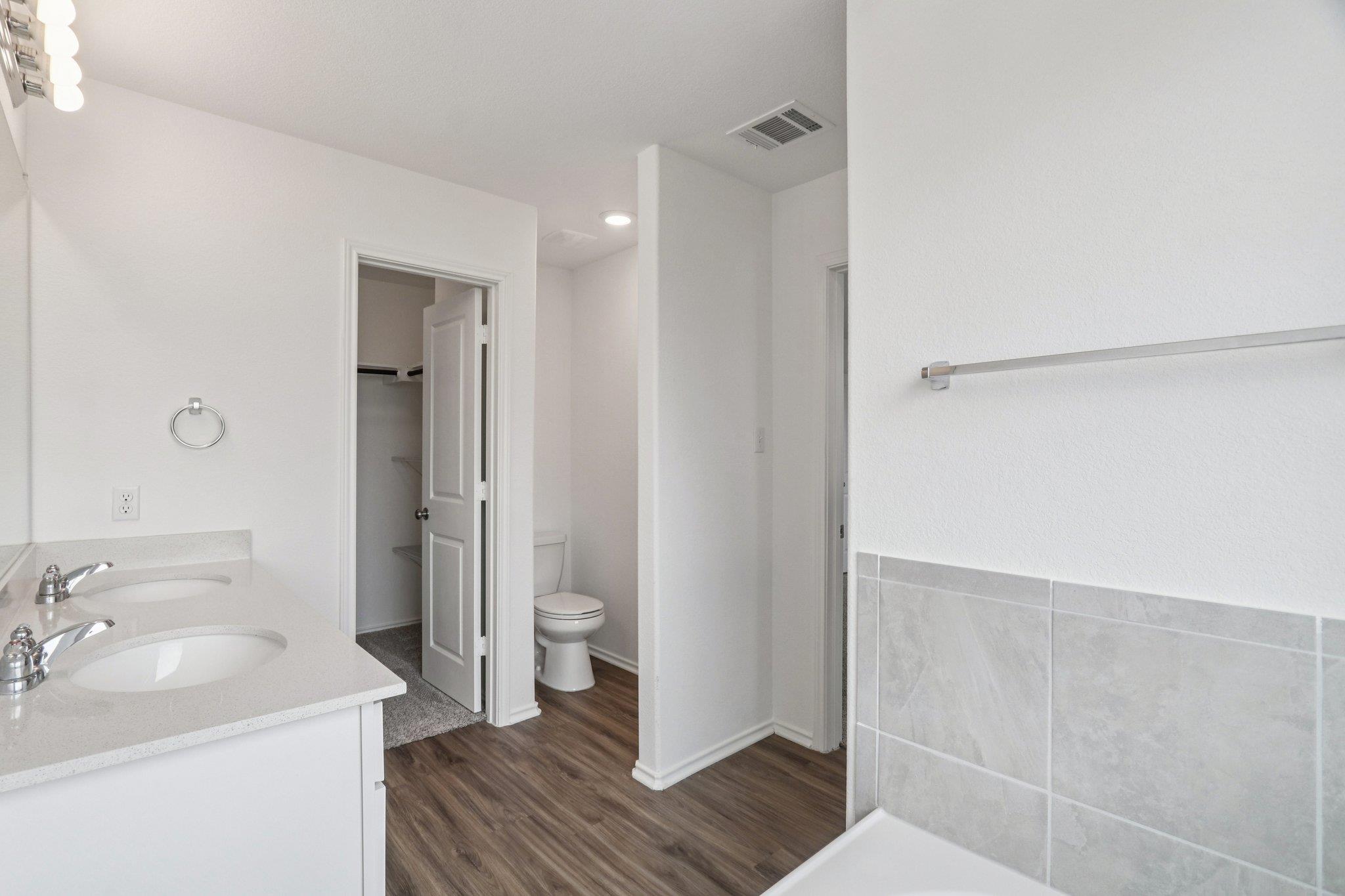 240 Line Of Fire Way, Jarrell, TX 76537