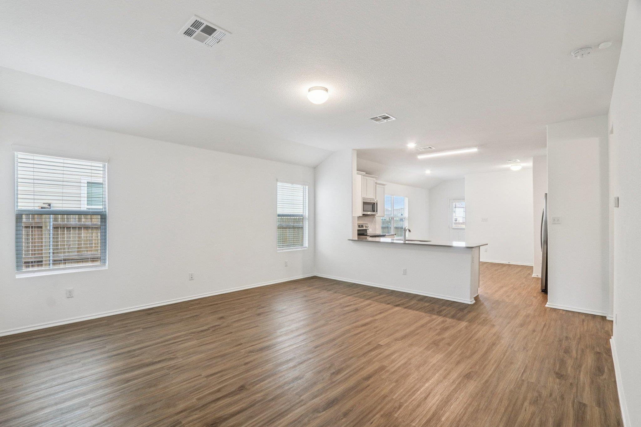 240 Line Of Fire Way, Jarrell, TX 76537