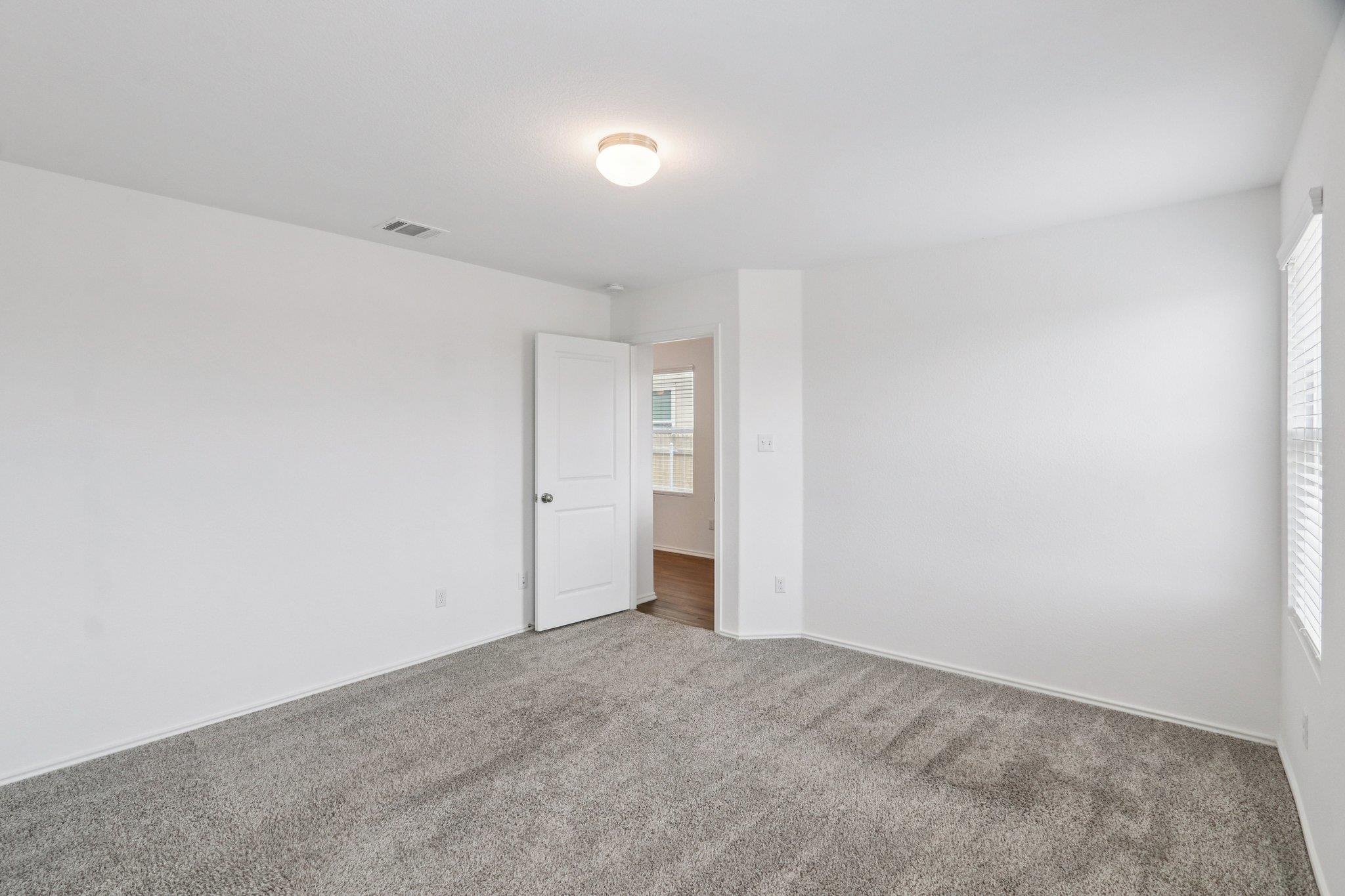 240 Line Of Fire Way, Jarrell, TX 76537