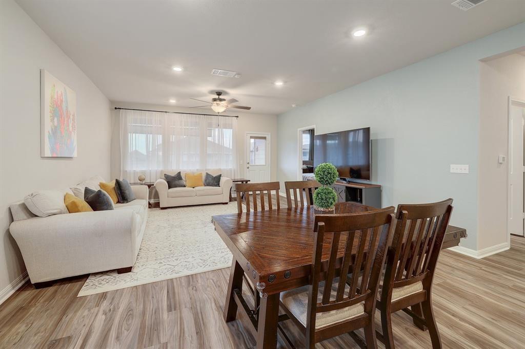 200 Arrowhead Vine Dr, Leander, TX 78641