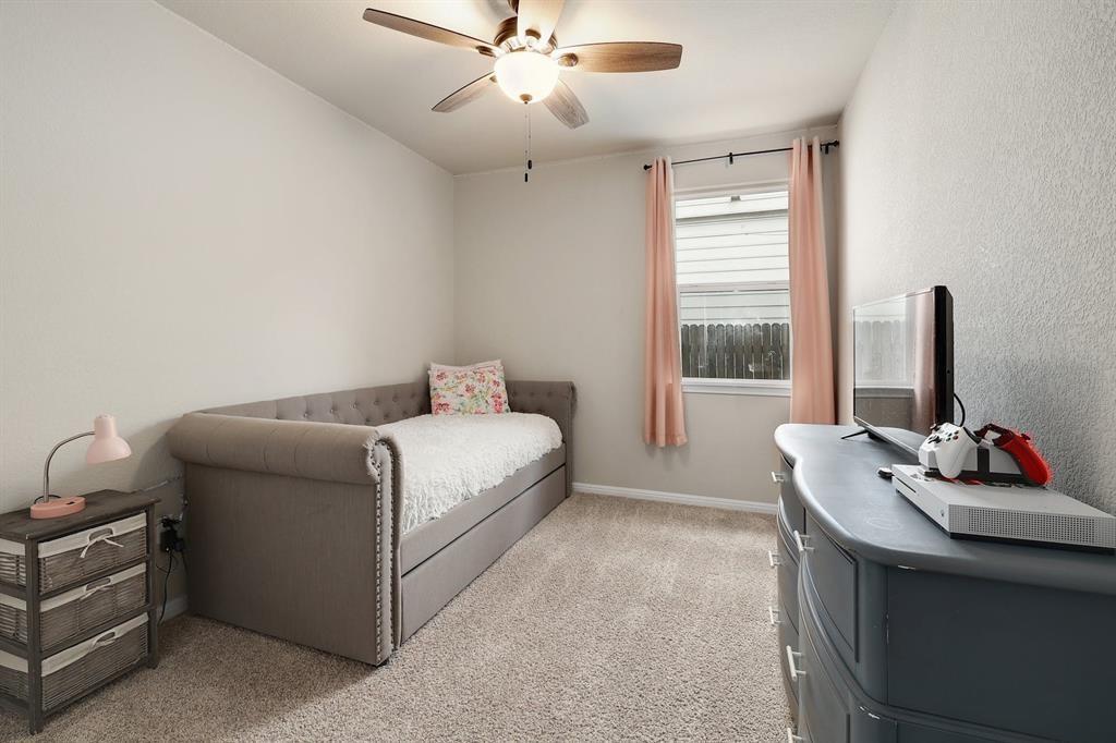 200 Arrowhead Vine Dr, Leander, TX 78641