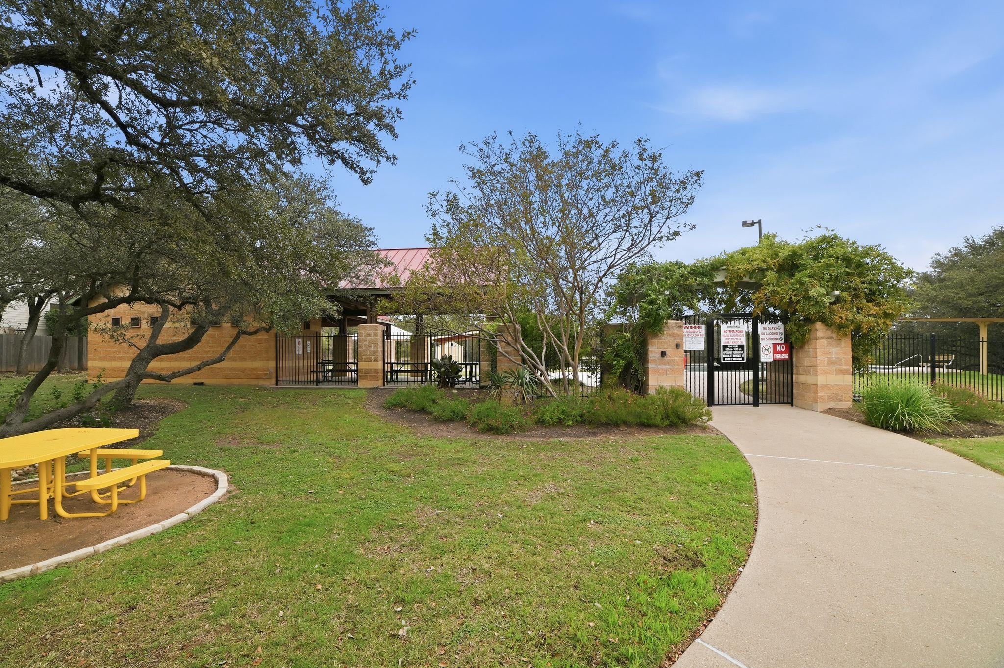 316 Housefinch Loop, Leander, TX 78641