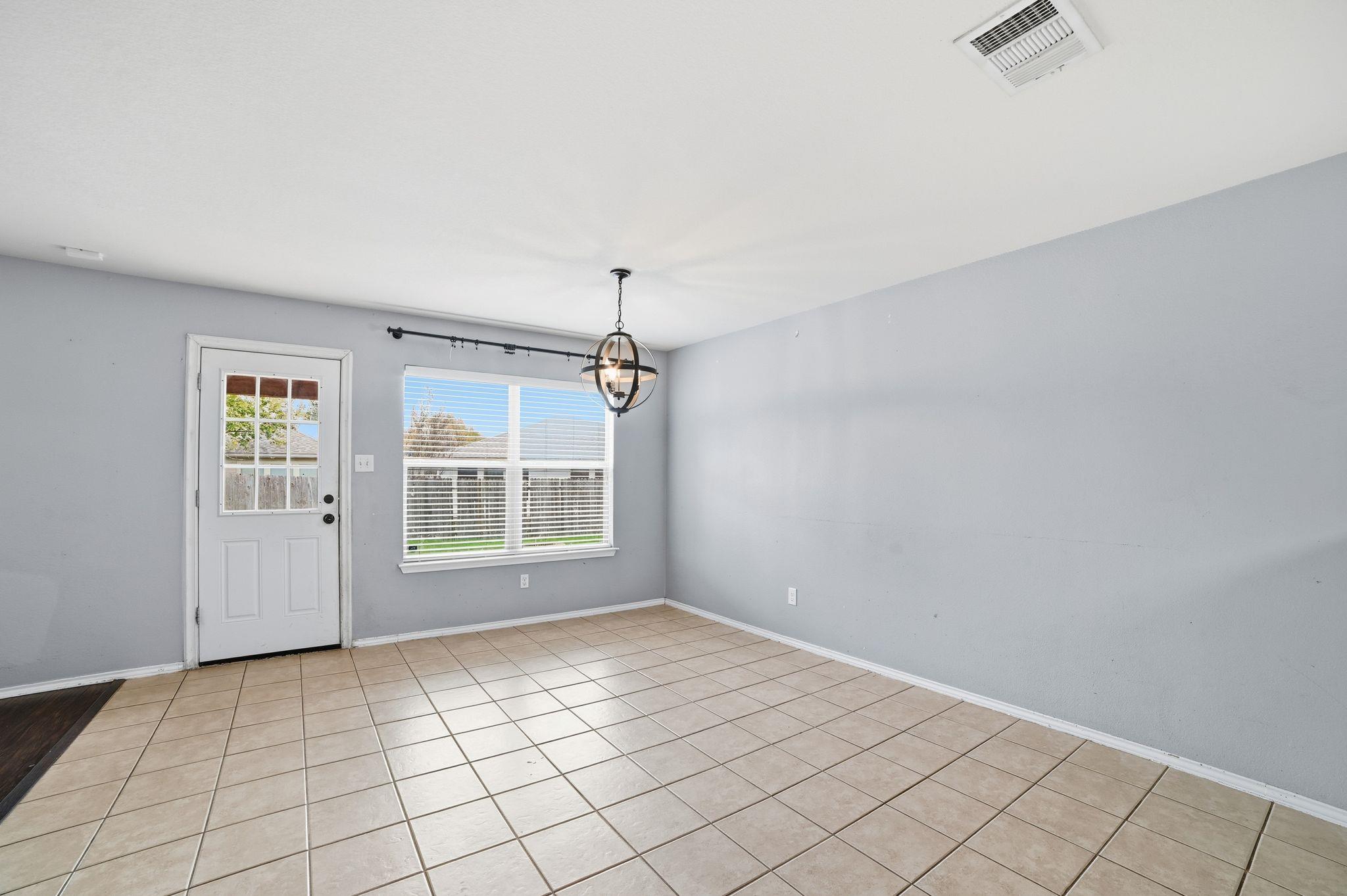 316 Housefinch Loop, Leander, TX 78641