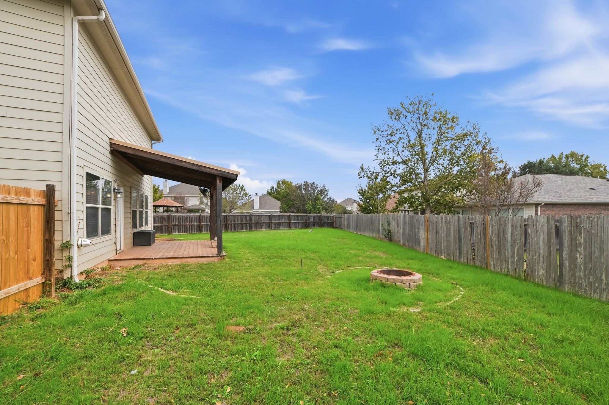 316 Housefinch Loop, Leander, TX 78641
