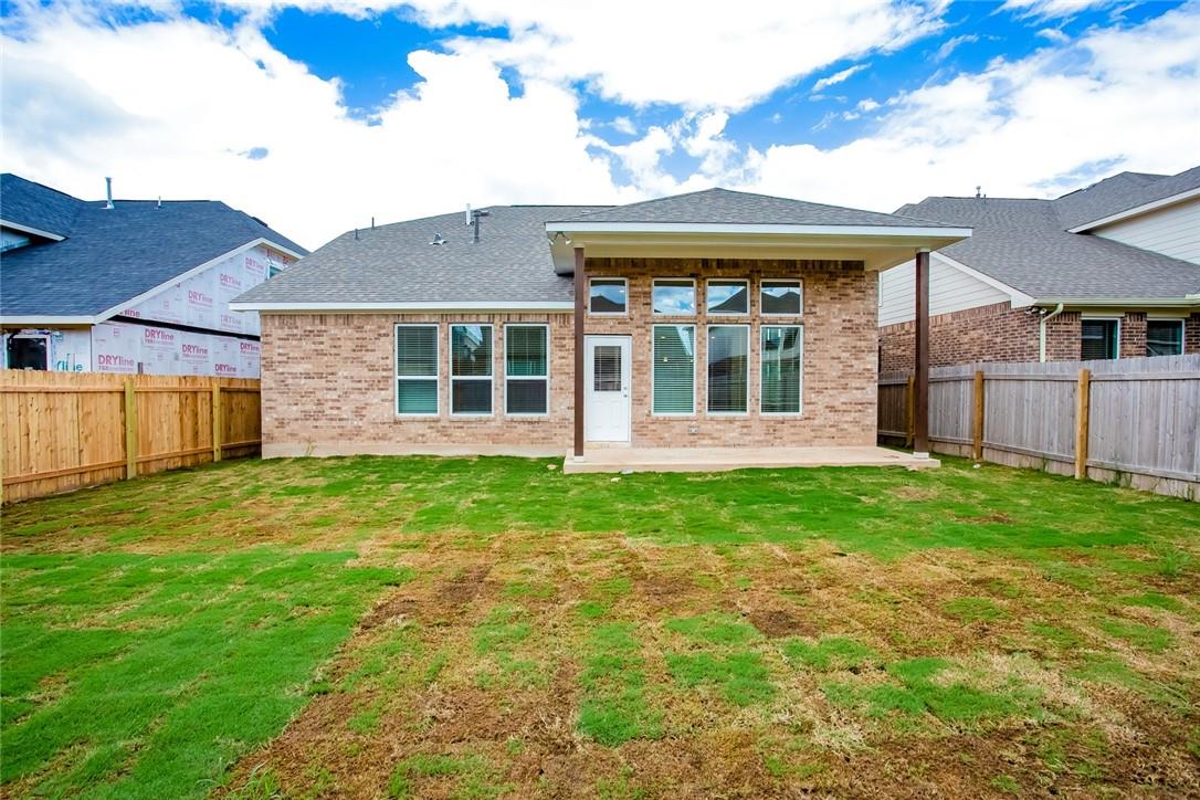 112 Rebel Red Rd, Liberty Hill, TX 78642