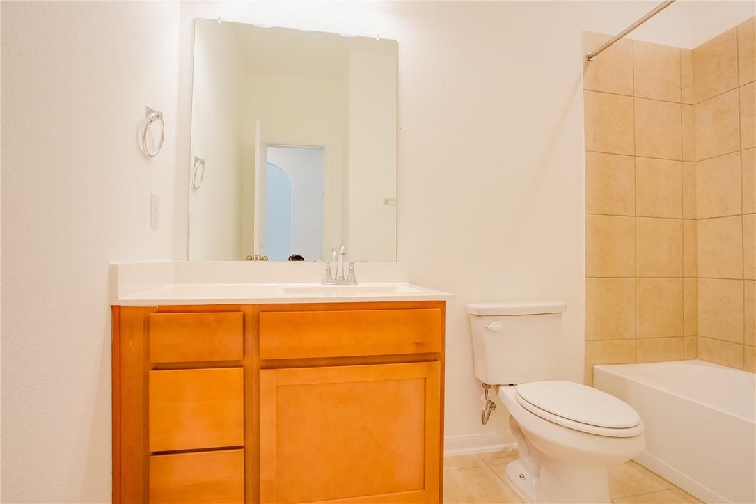 112 Rebel Red Rd, Liberty Hill, TX 78642