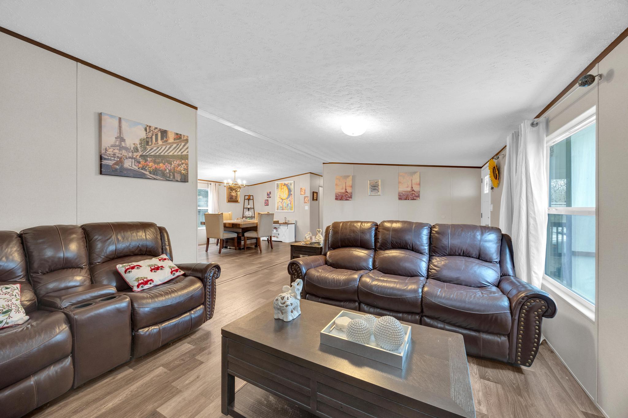 354 Oak Arbor Trl, Del Valle, TX 78617