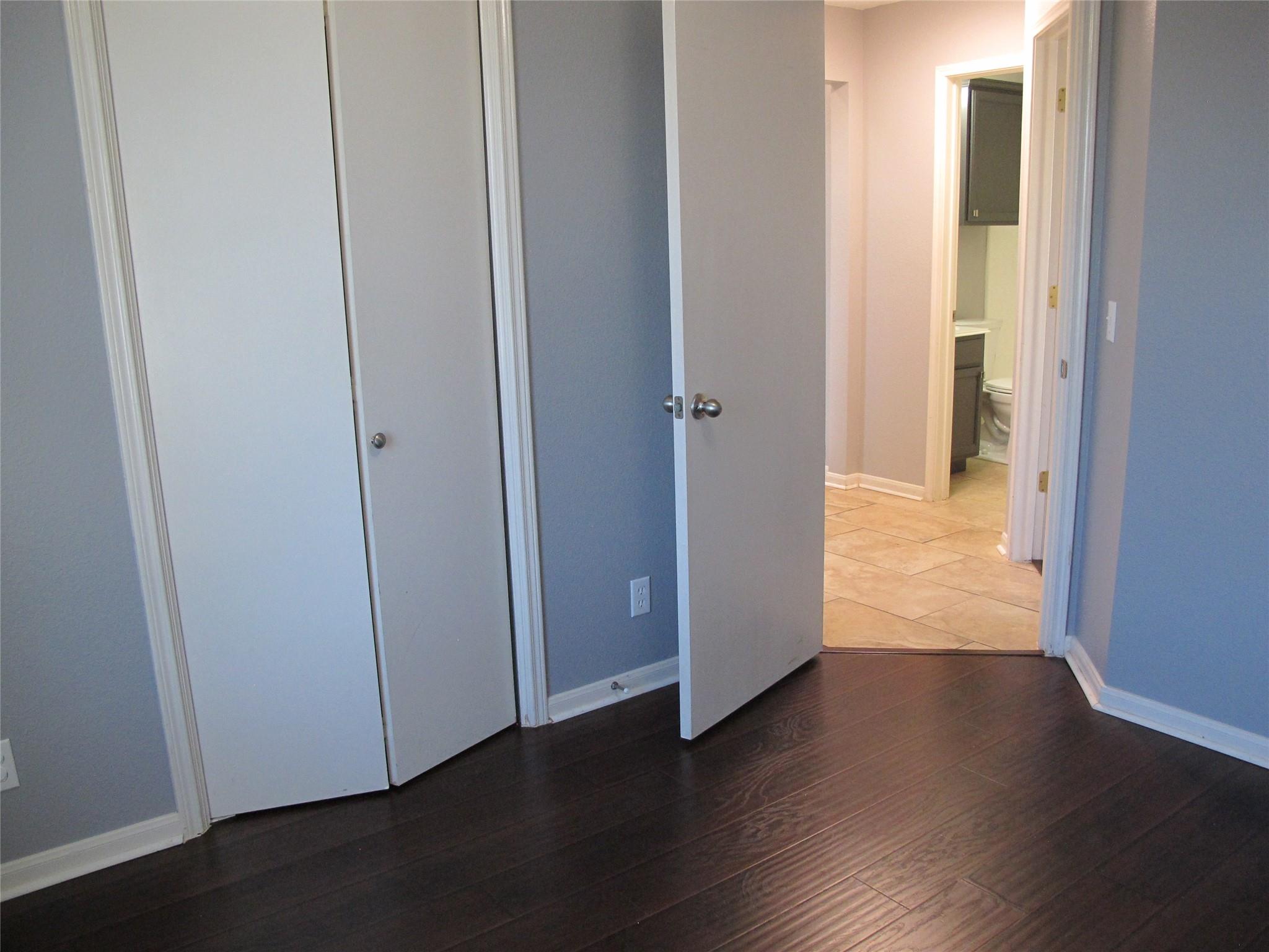 915 Lantana Ln, Leander, TX 78641