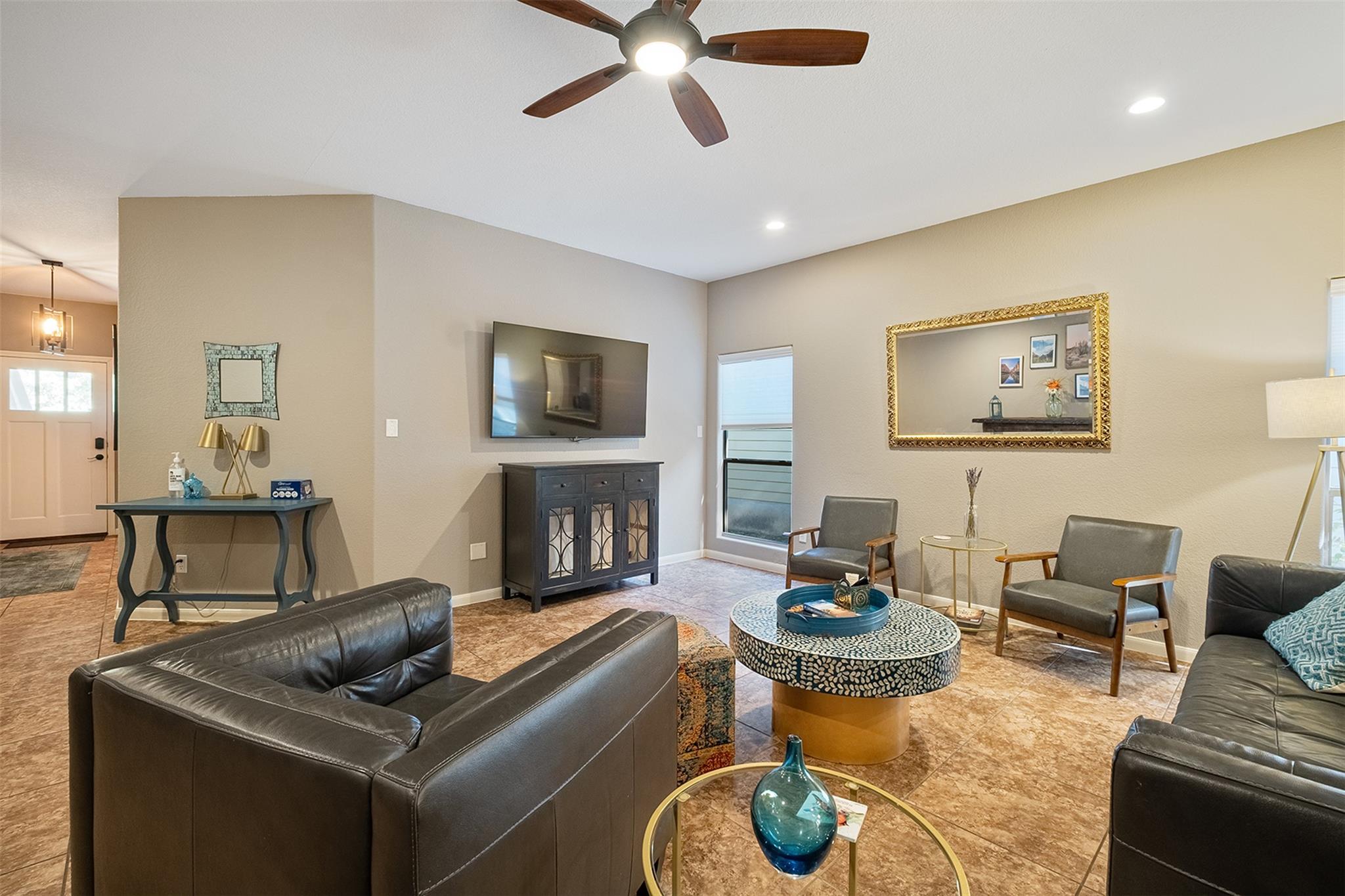 2317 Amur Dr, Austin, TX 78745