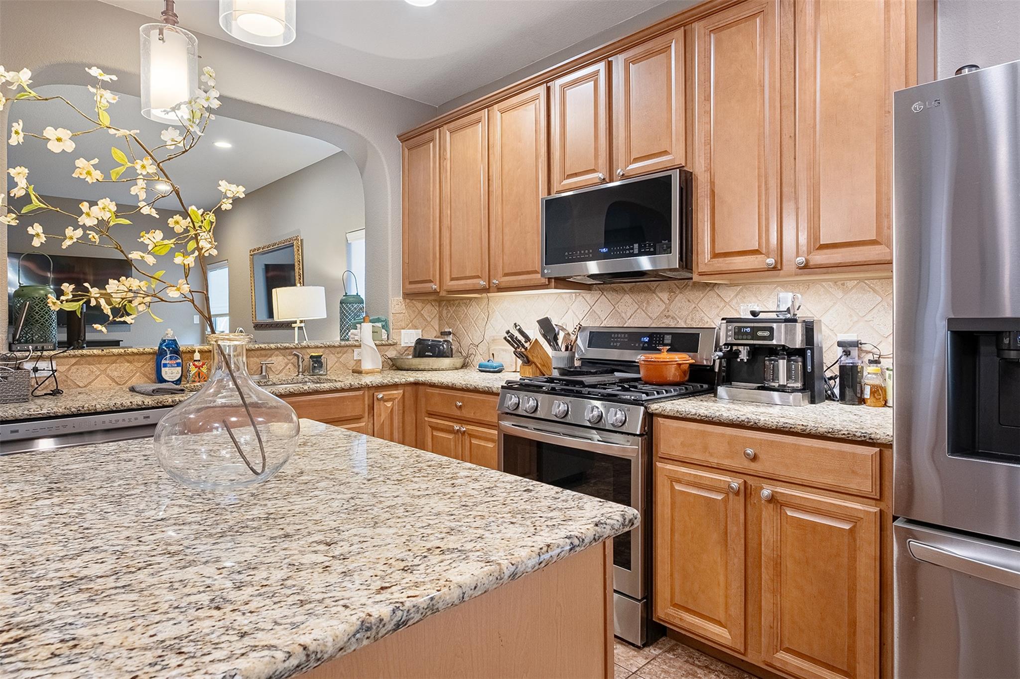 2317 Amur Dr, Austin, TX 78745