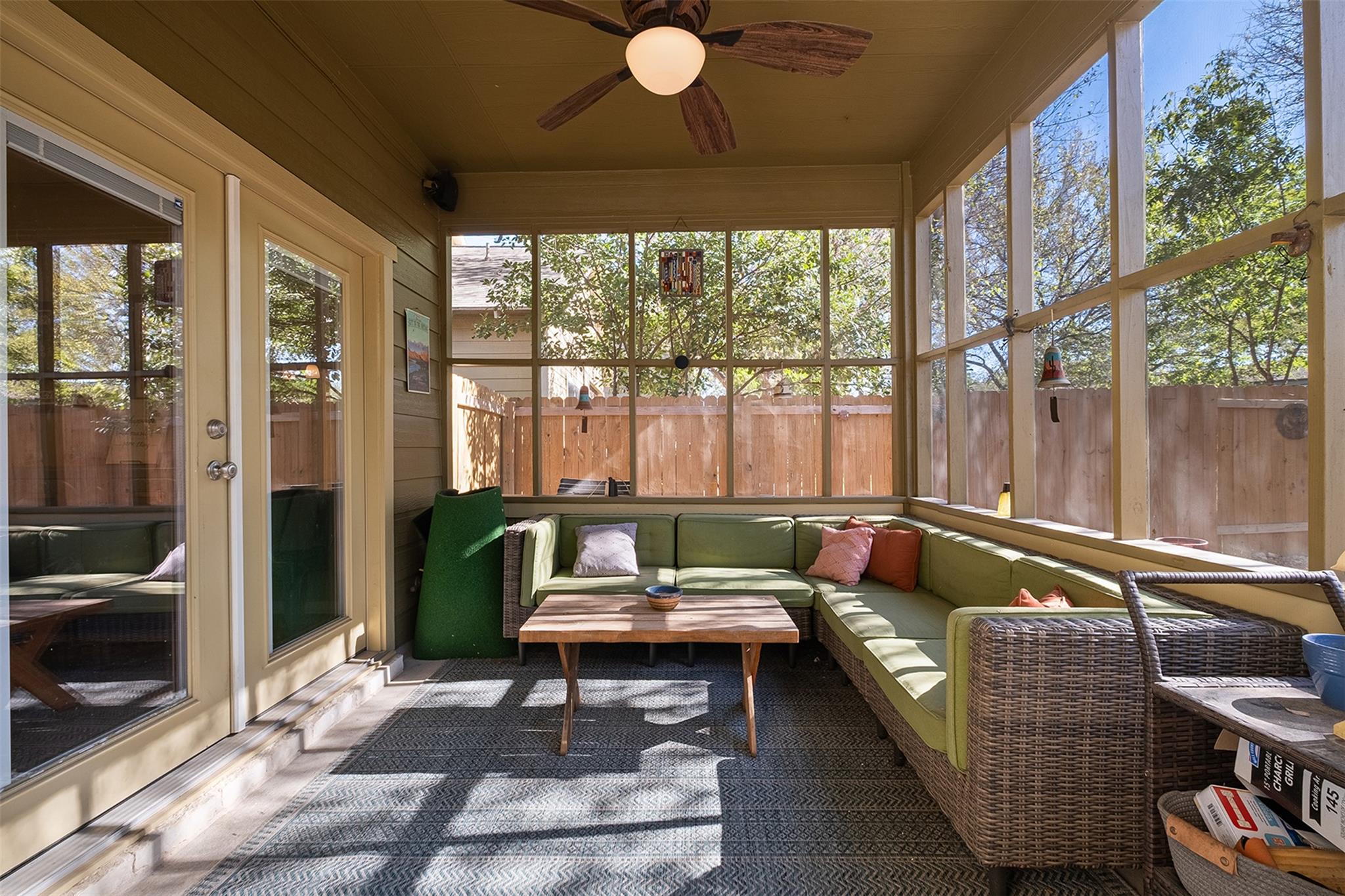 2317 Amur Dr, Austin, TX 78745