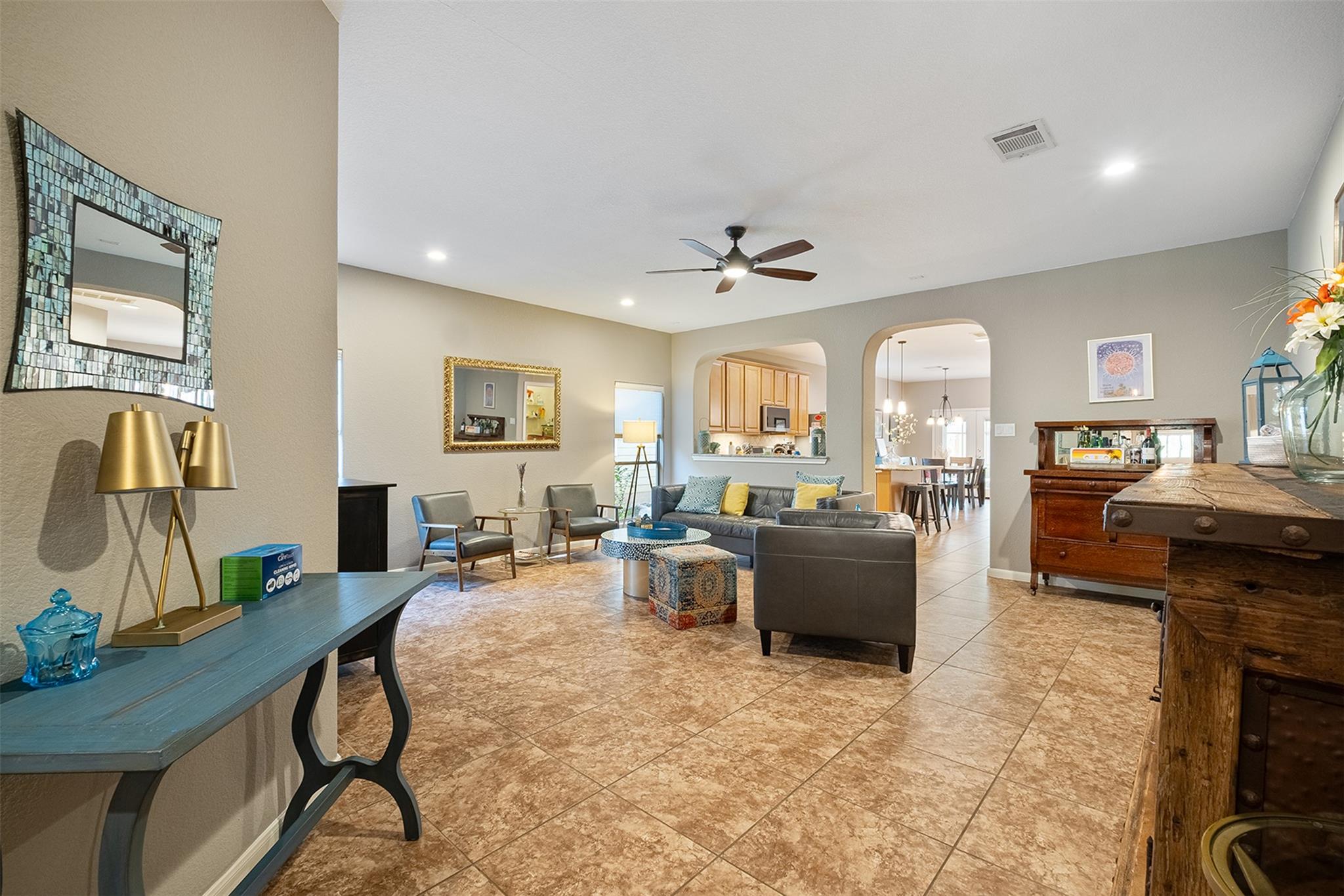 2317 Amur Dr, Austin, TX 78745