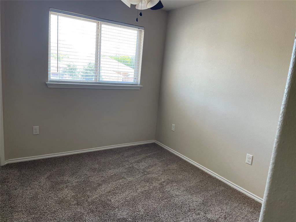 366 JOANNE Loop Unit B, Buda, TX 78610