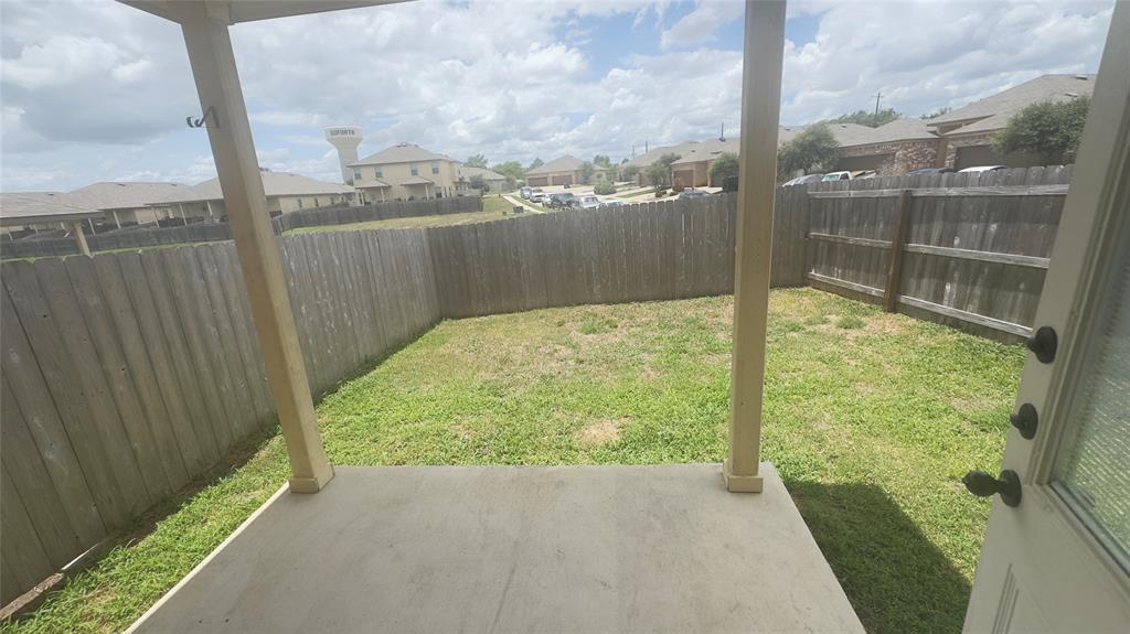 366 JOANNE Loop Unit B, Buda, TX 78610