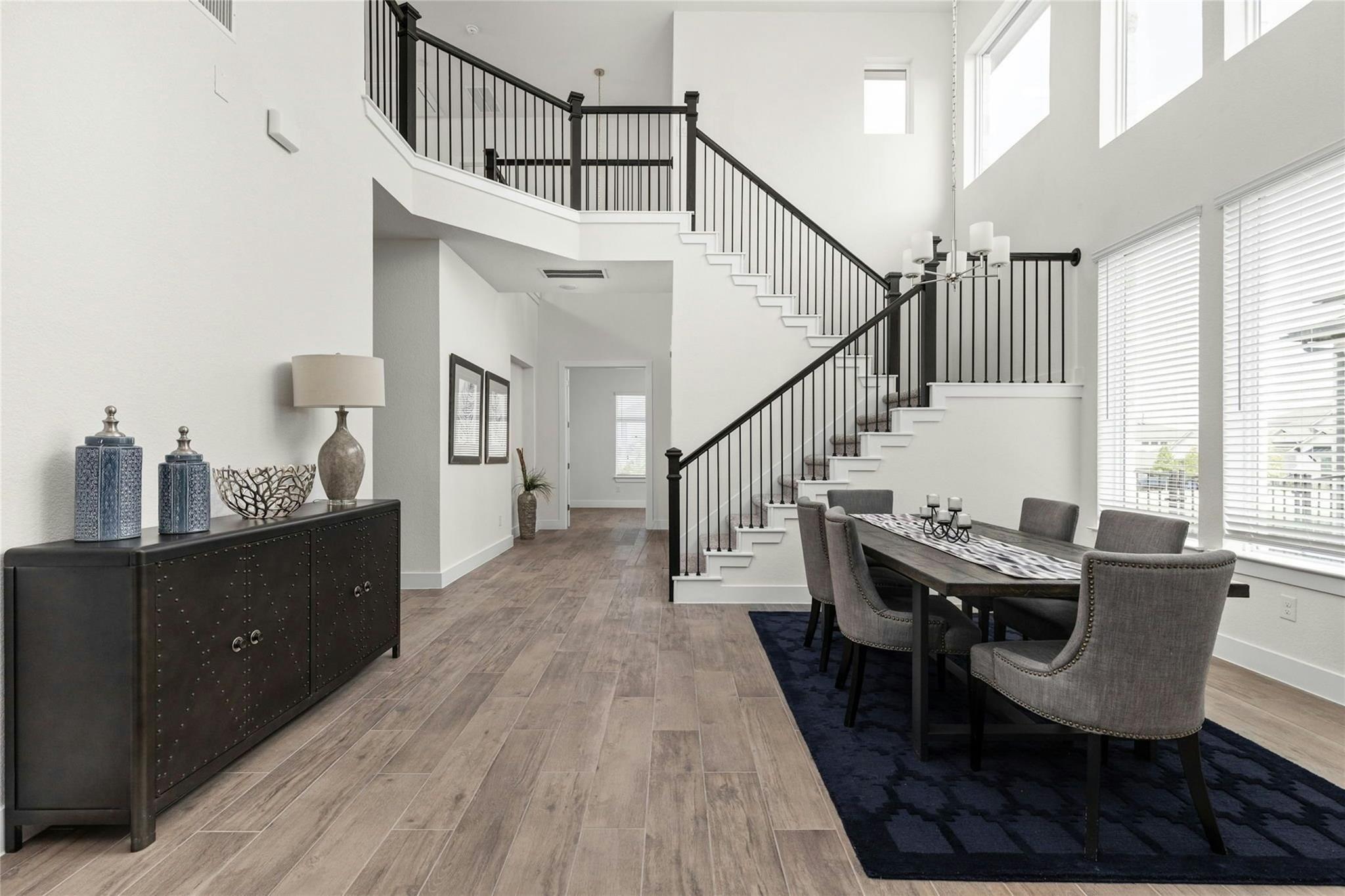 904 Arundel Rd, Lakeway, TX 78738