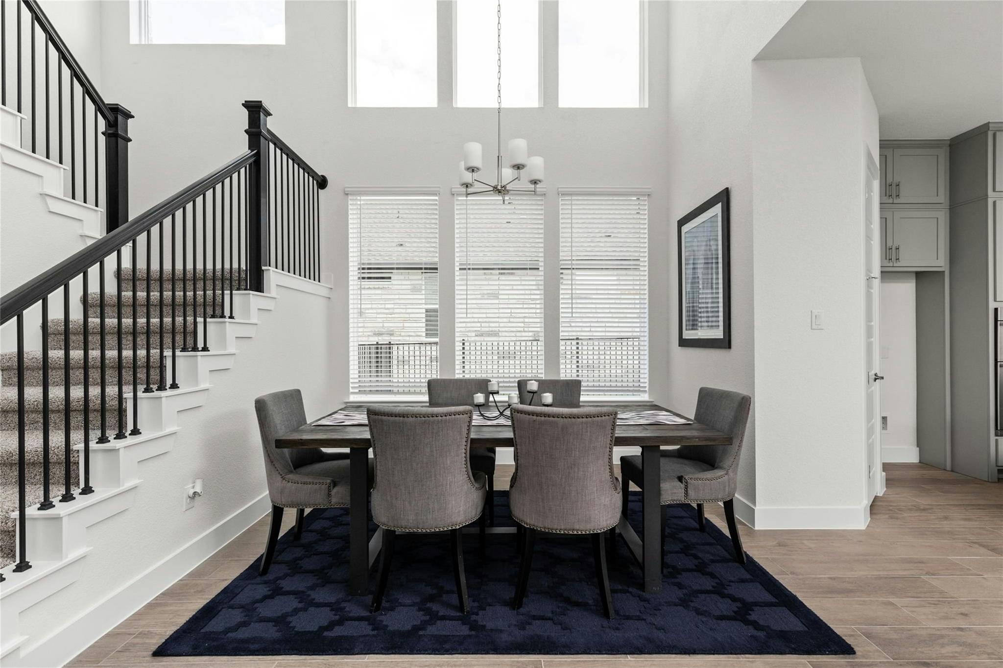 904 Arundel Rd, Lakeway, TX 78738