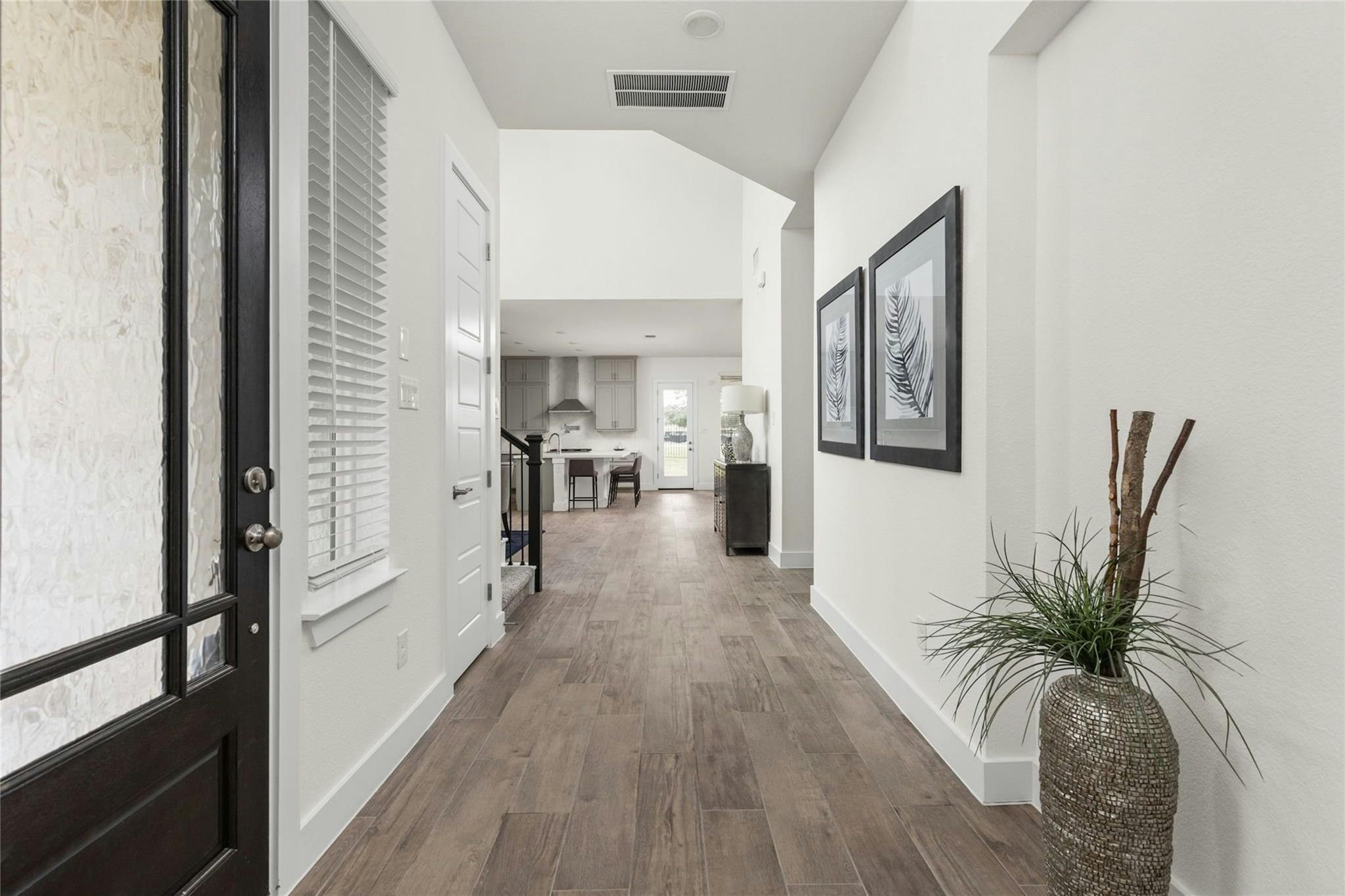 904 Arundel Rd, Lakeway, TX 78738