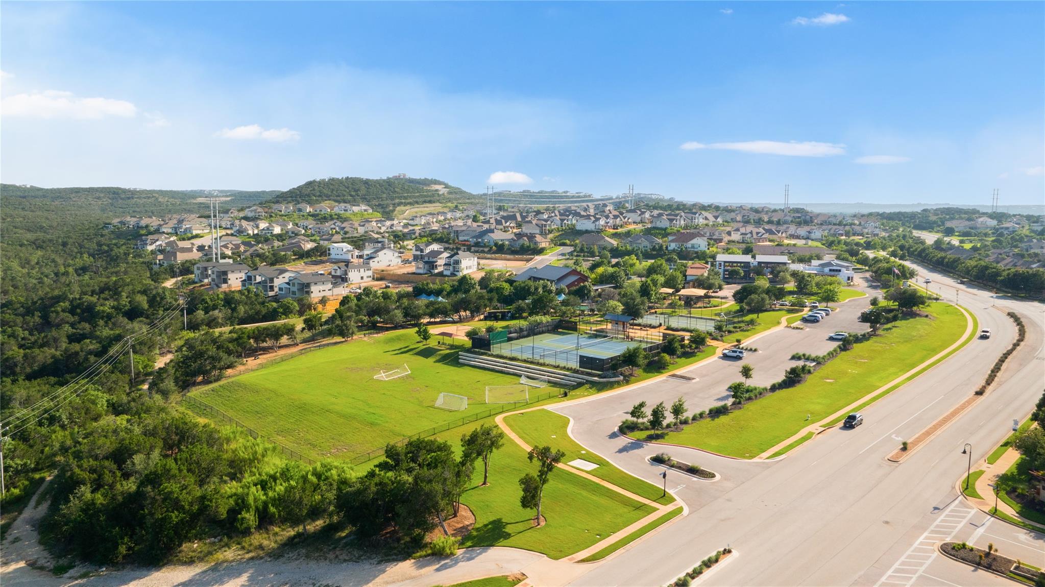 904 Arundel Rd, Lakeway, TX 78738