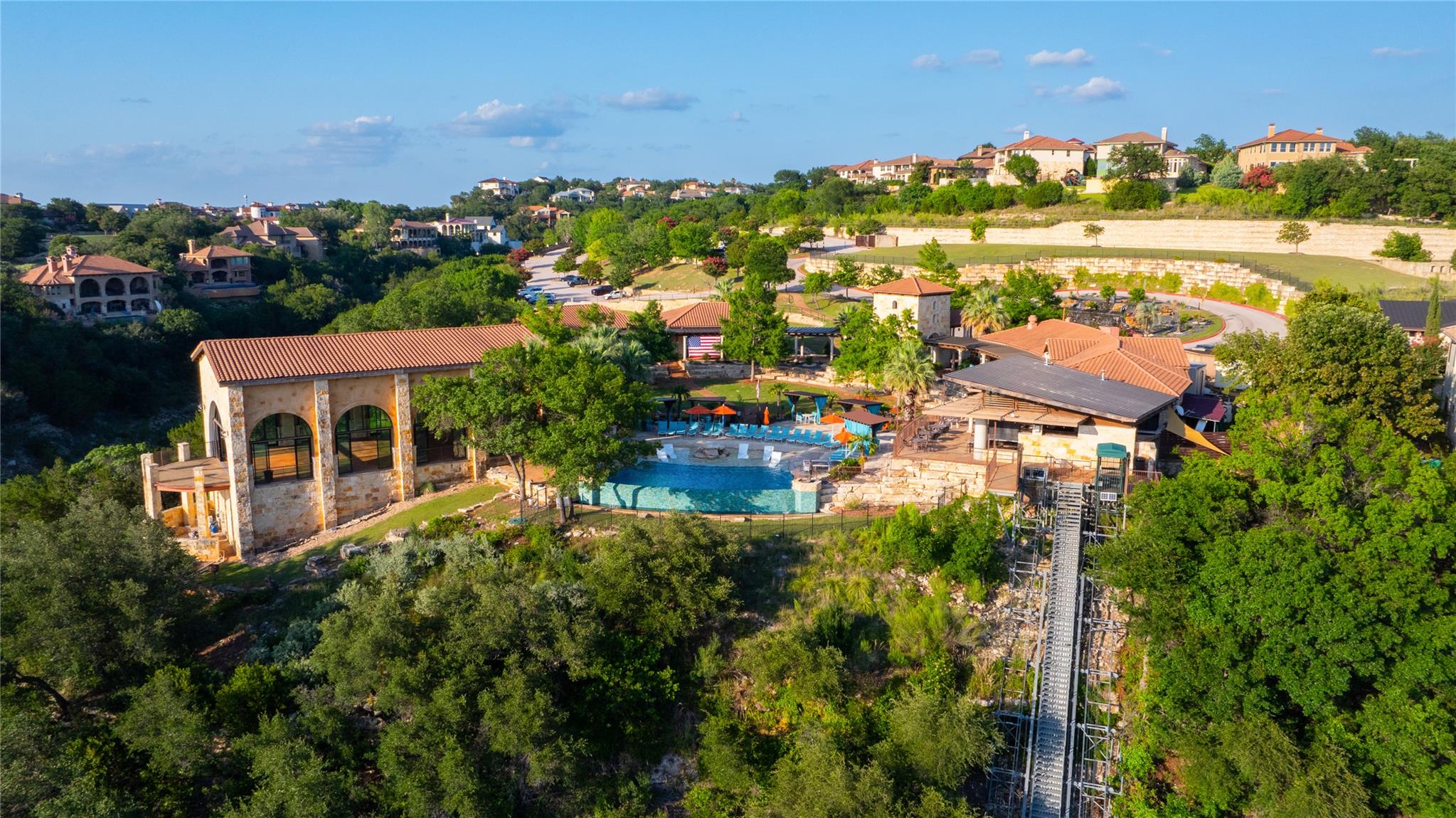 904 Arundel Rd, Lakeway, TX 78738