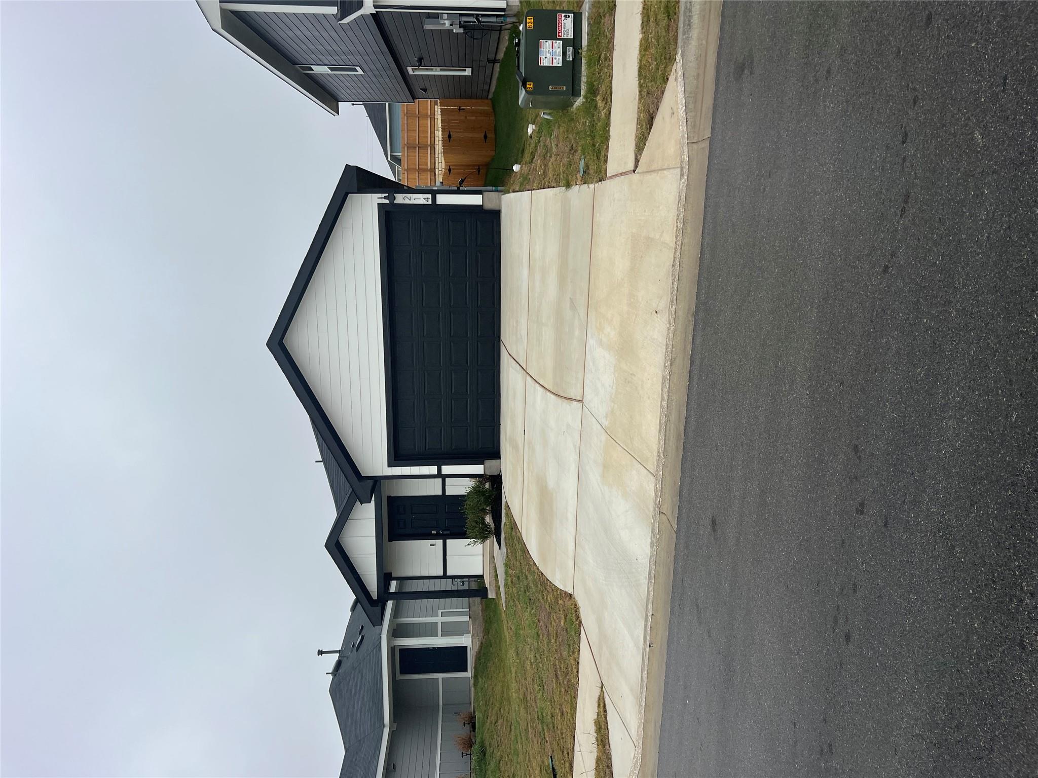 214 Alkali Dr, Buda, TX 78610