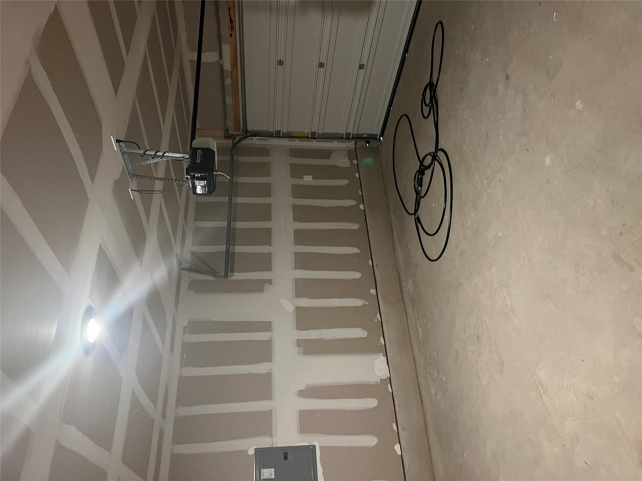 214 Alkali Dr, Buda, TX 78610