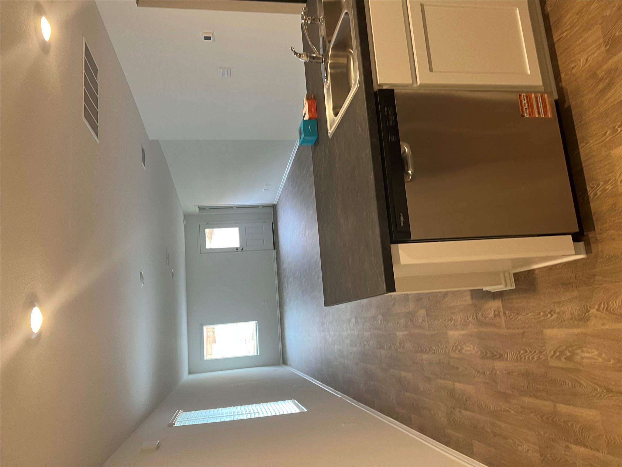 214 Alkali Dr, Buda, TX 78610