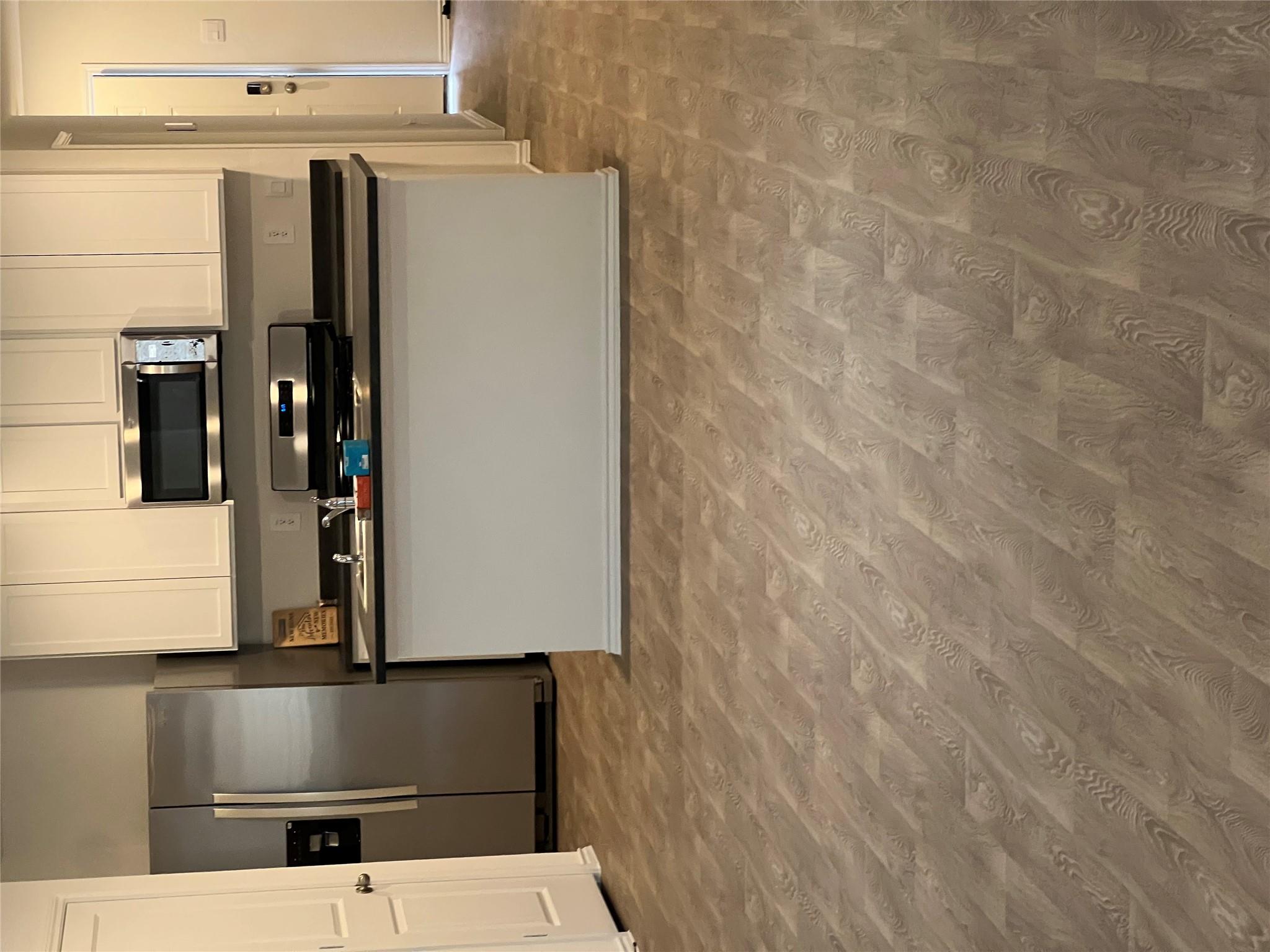 214 Alkali Dr, Buda, TX 78610