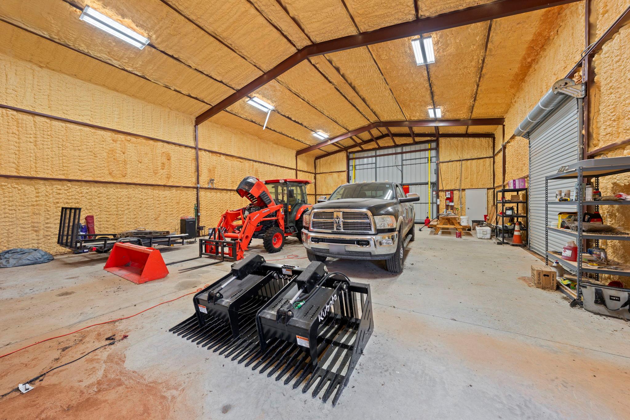 527 Walter Rd, Fredericksburg, TX 78624