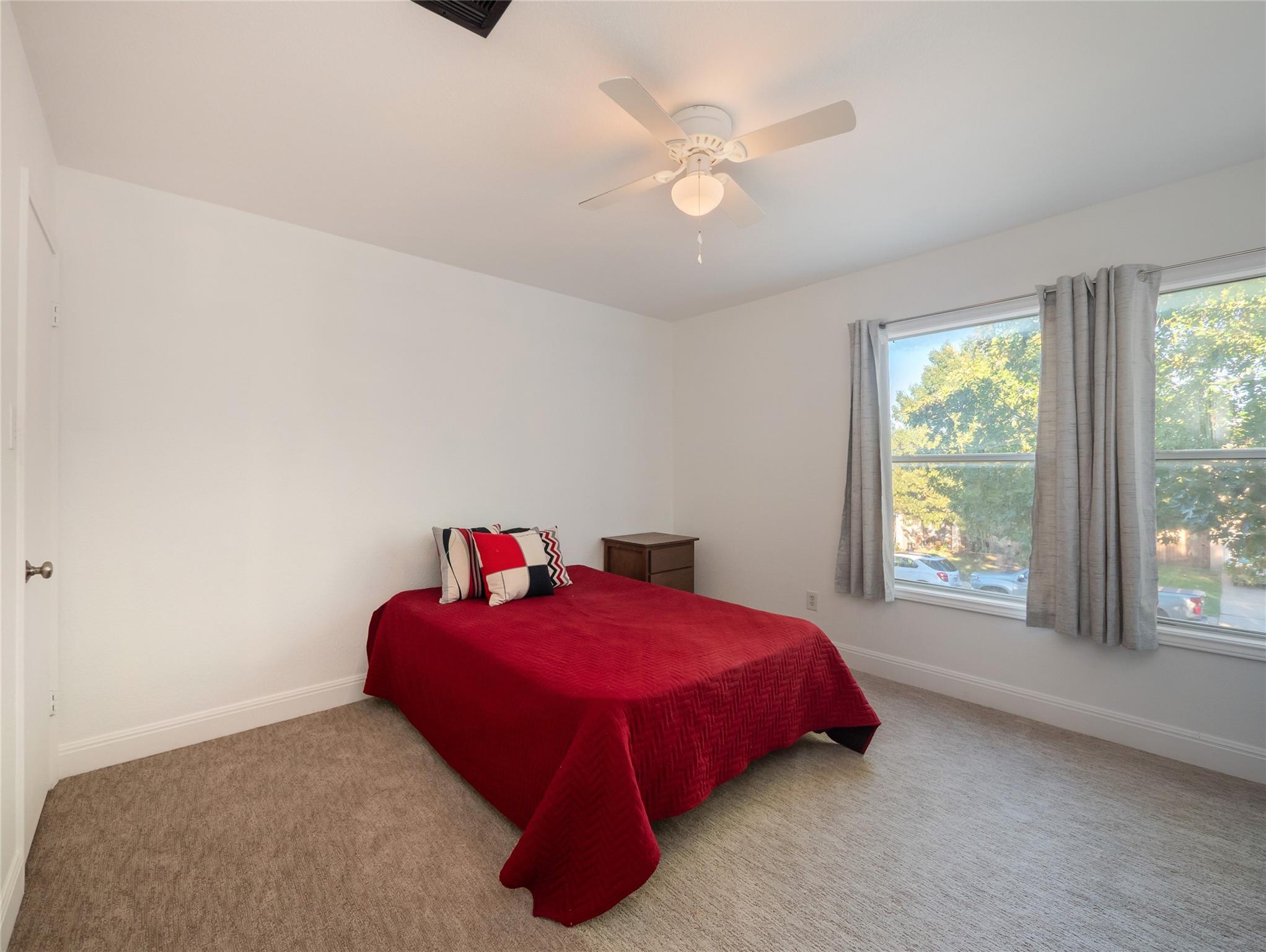 401 Bello Dr, Leander, TX 78641