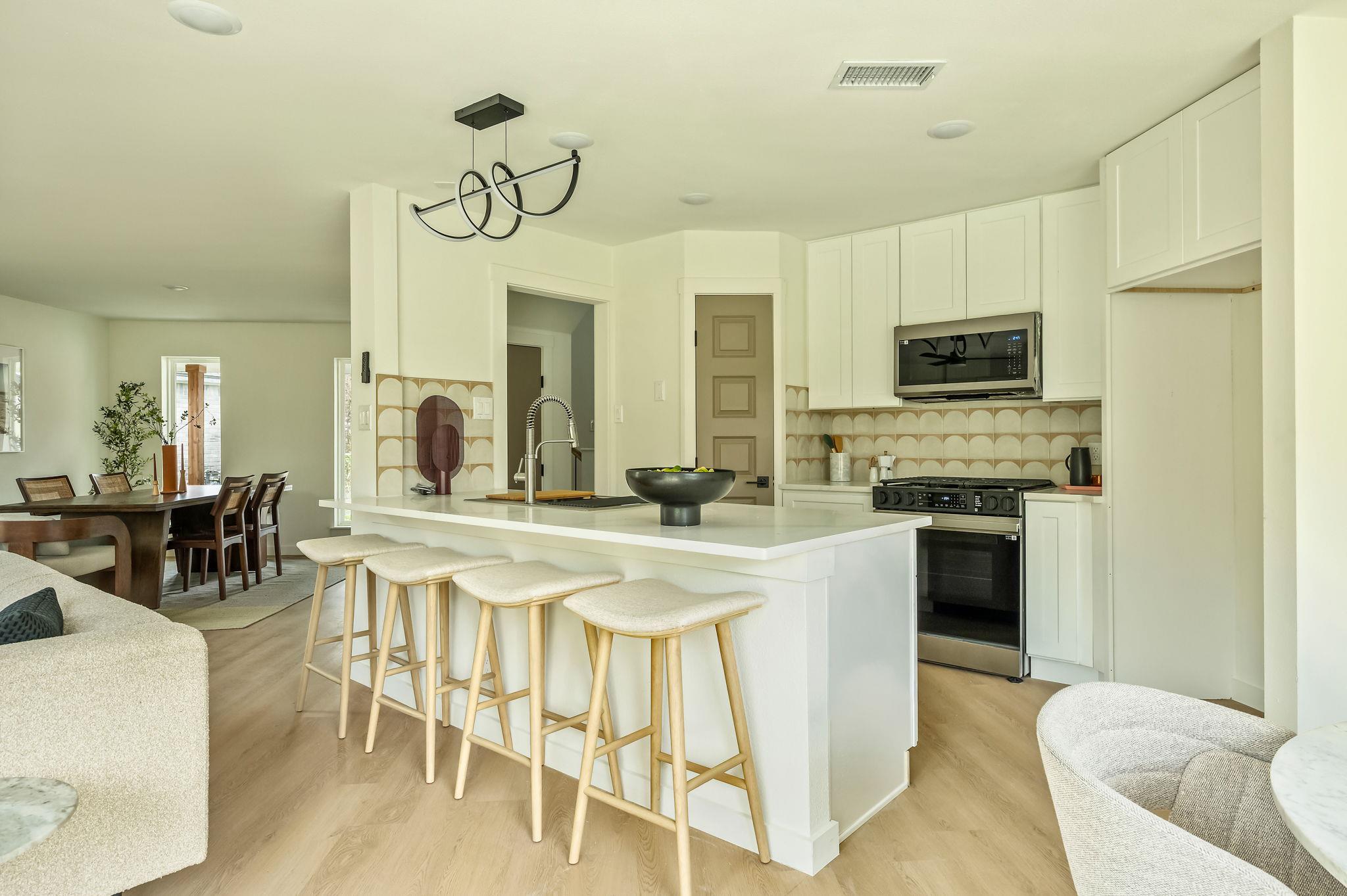 506 Green Valley Cv, Pflugerville, TX 78660