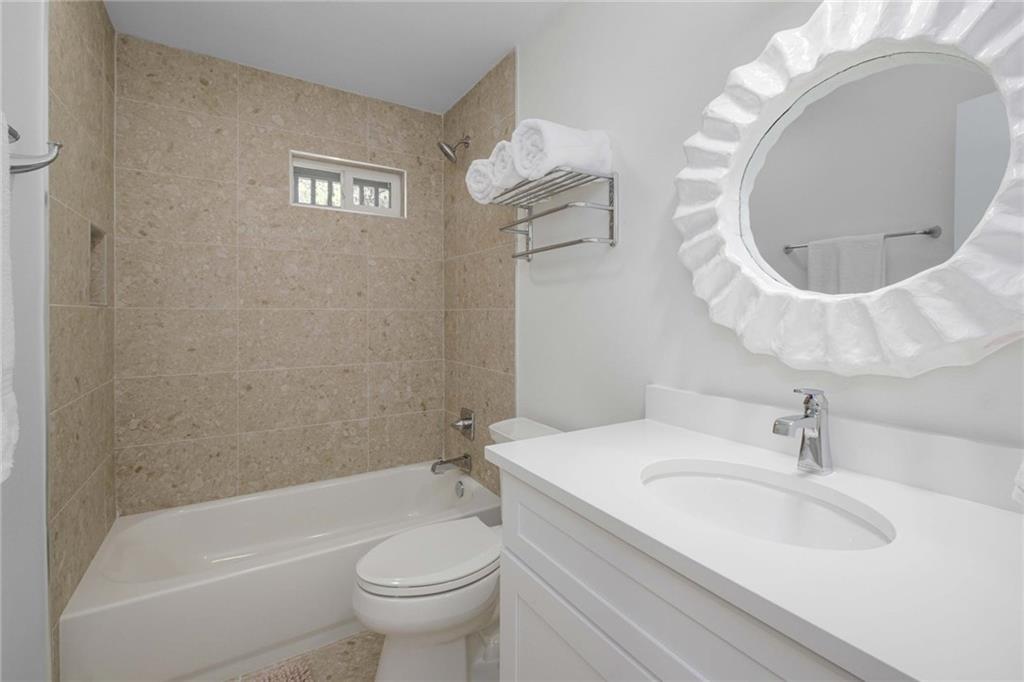 1803 Bouldin Ave # A, Austin, TX 78704