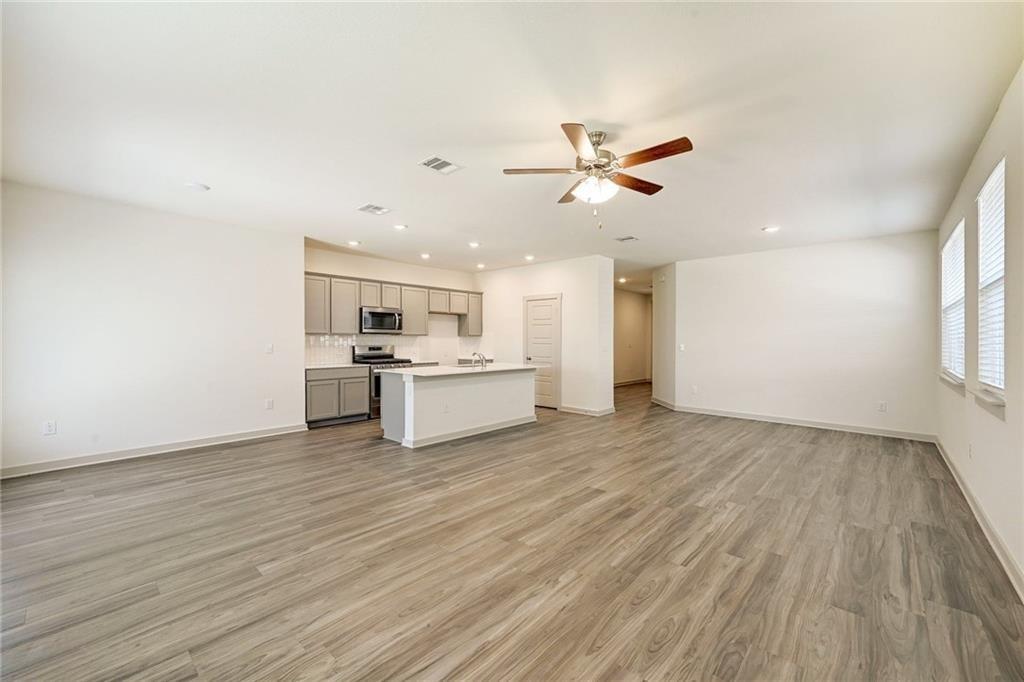 14213 Sage Blossom Dr, Manor, TX 78653