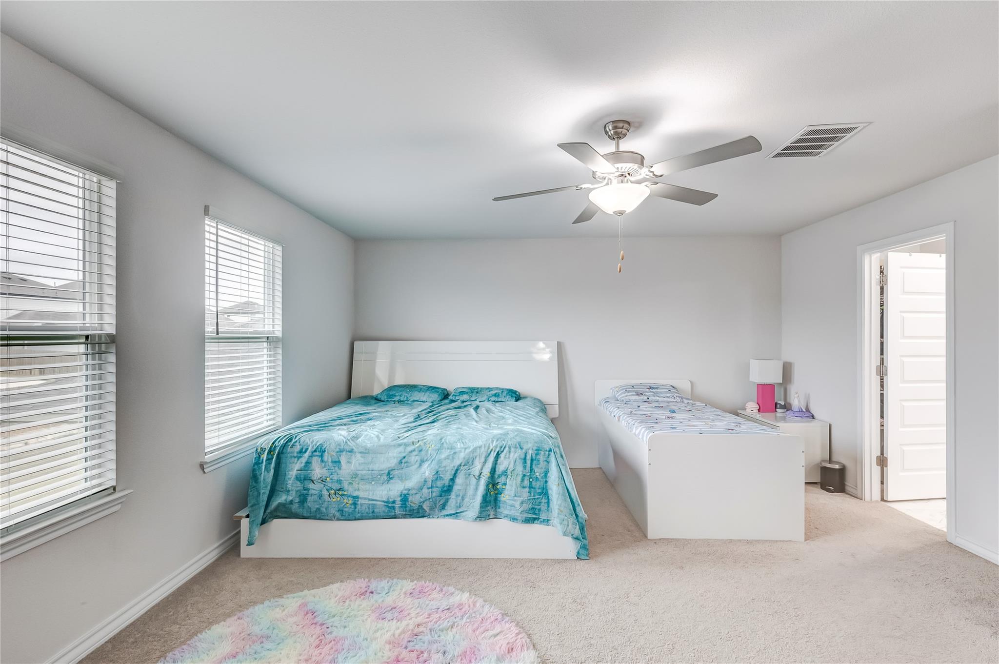 149 Andesite Trl, Liberty Hill, TX 78642