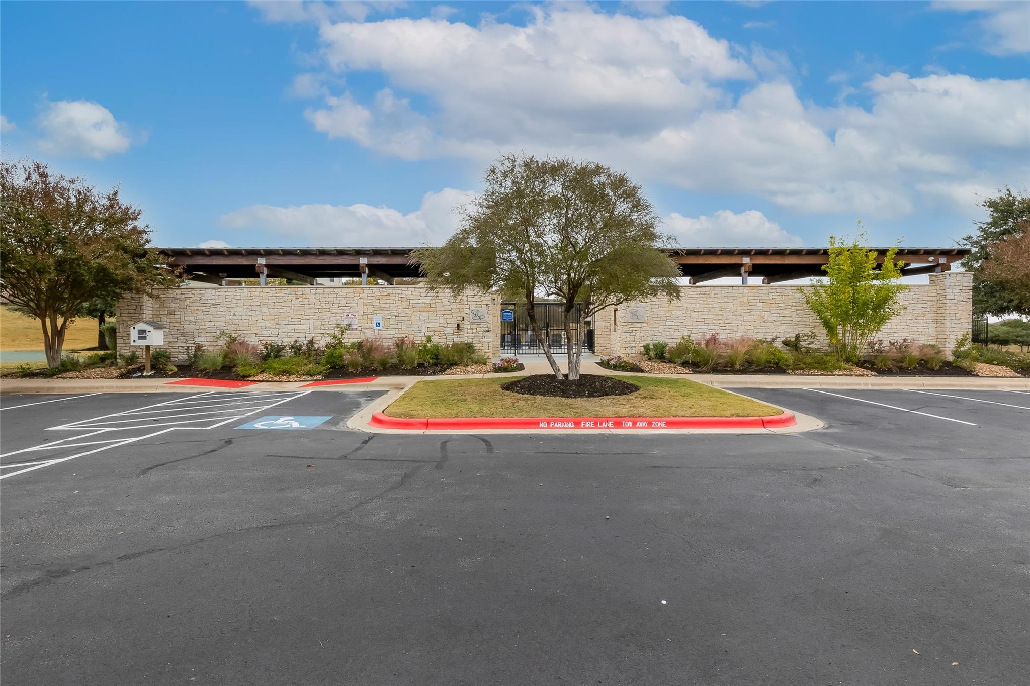 149 Andesite Trl, Liberty Hill, TX 78642