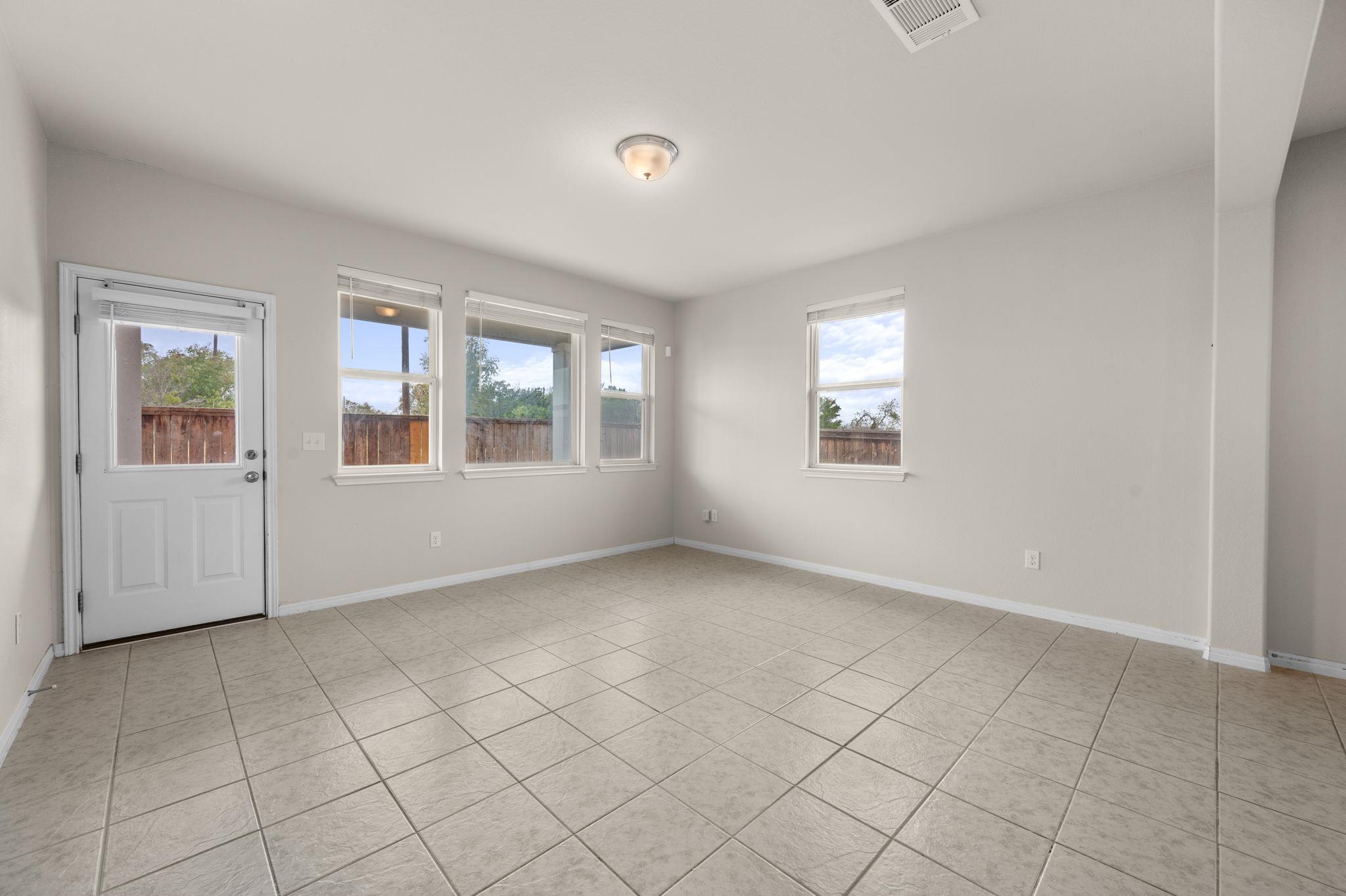 217 Michaelis Dr, Leander, TX 78641